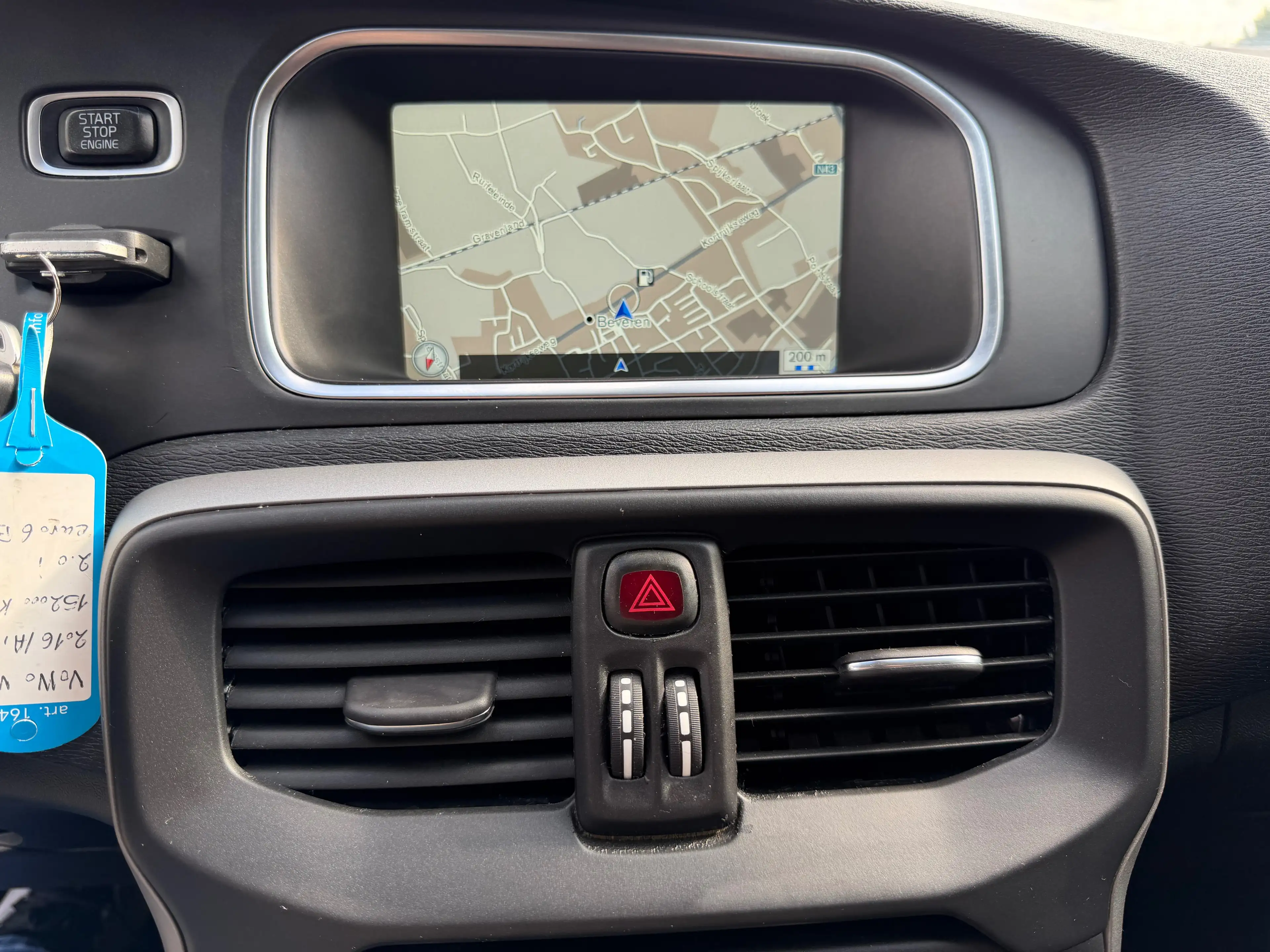 Volvo V40 V40 2.0 T2 Eco — photo 12