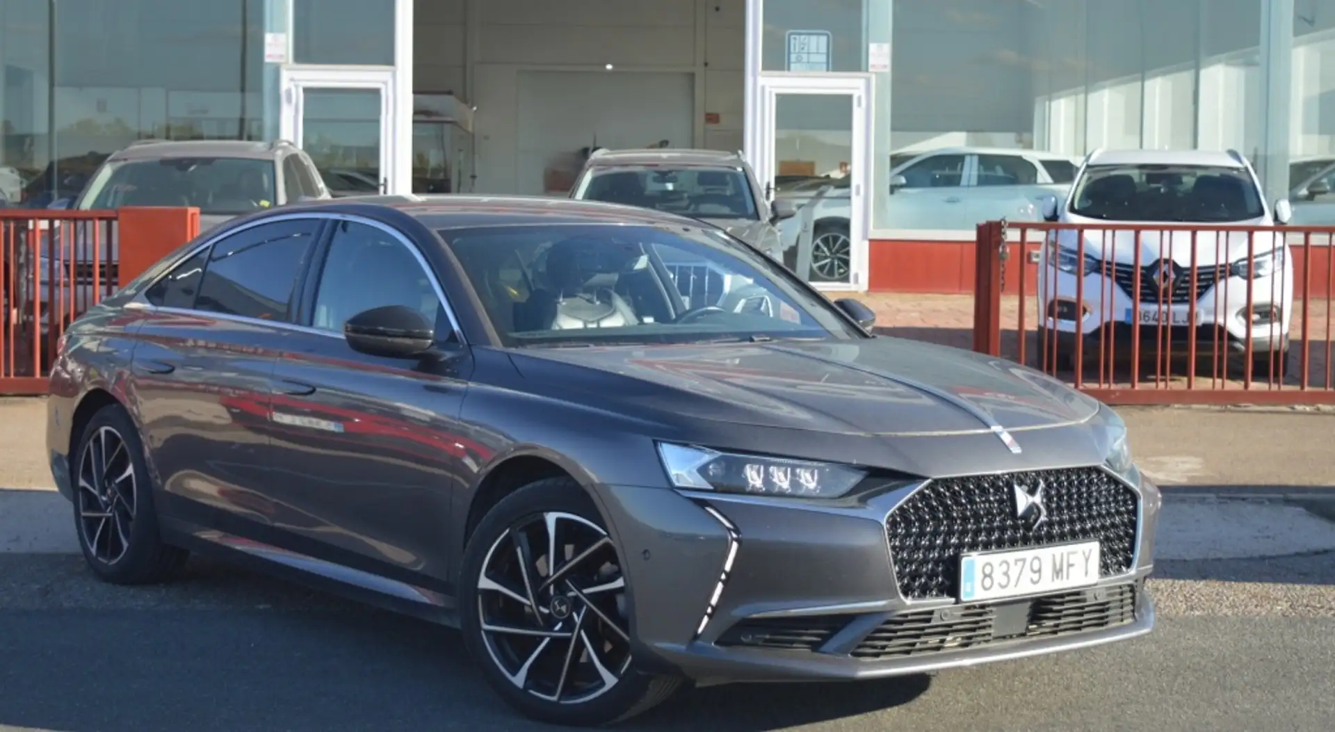 DS Automobiles DS 9 E-Tense Rivoli + Aut. 250 Gris - 2
