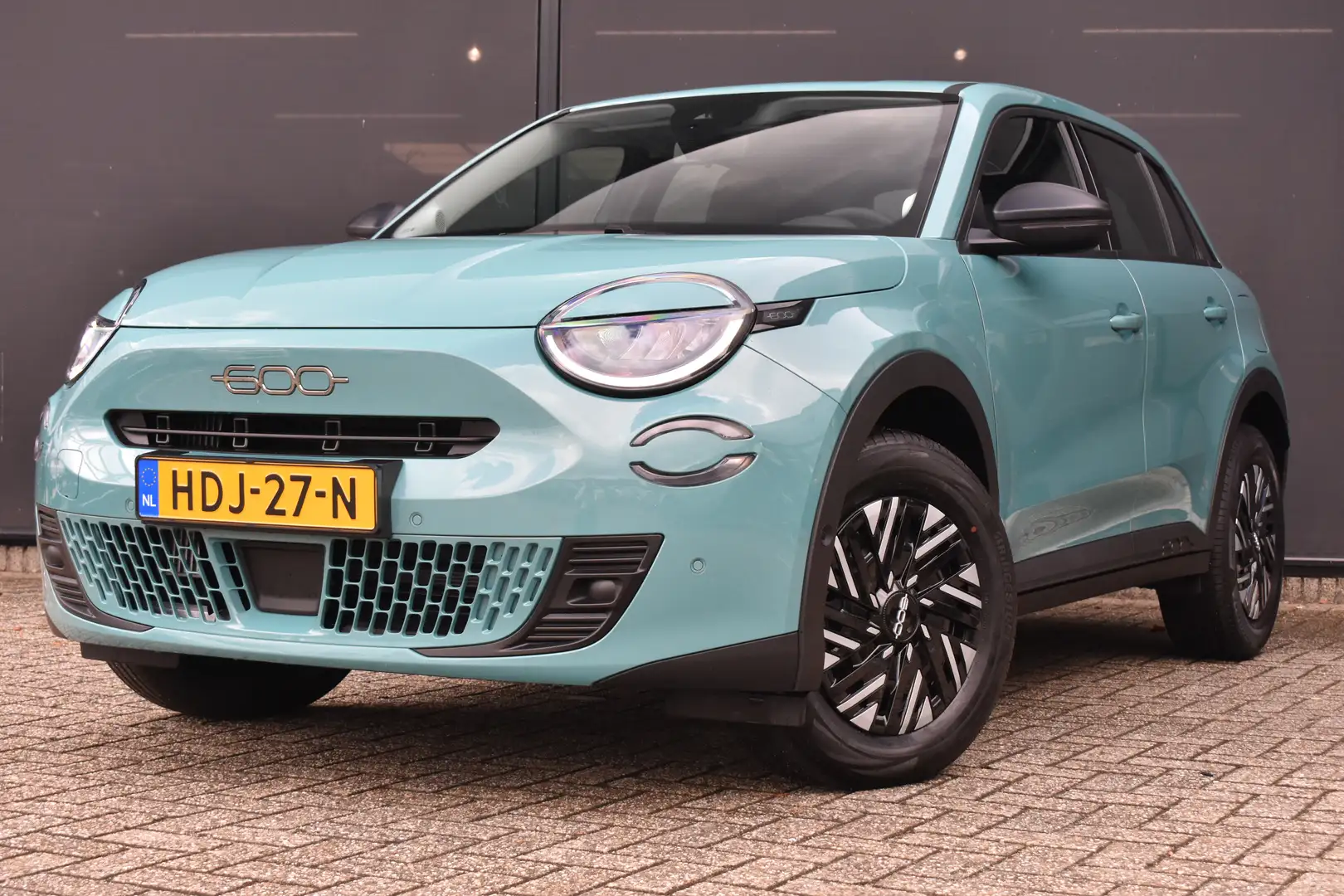 Fiat 600 1.2 Hybrid Urban 136pk Automaat | Comfort Pakket | Blauw - 1