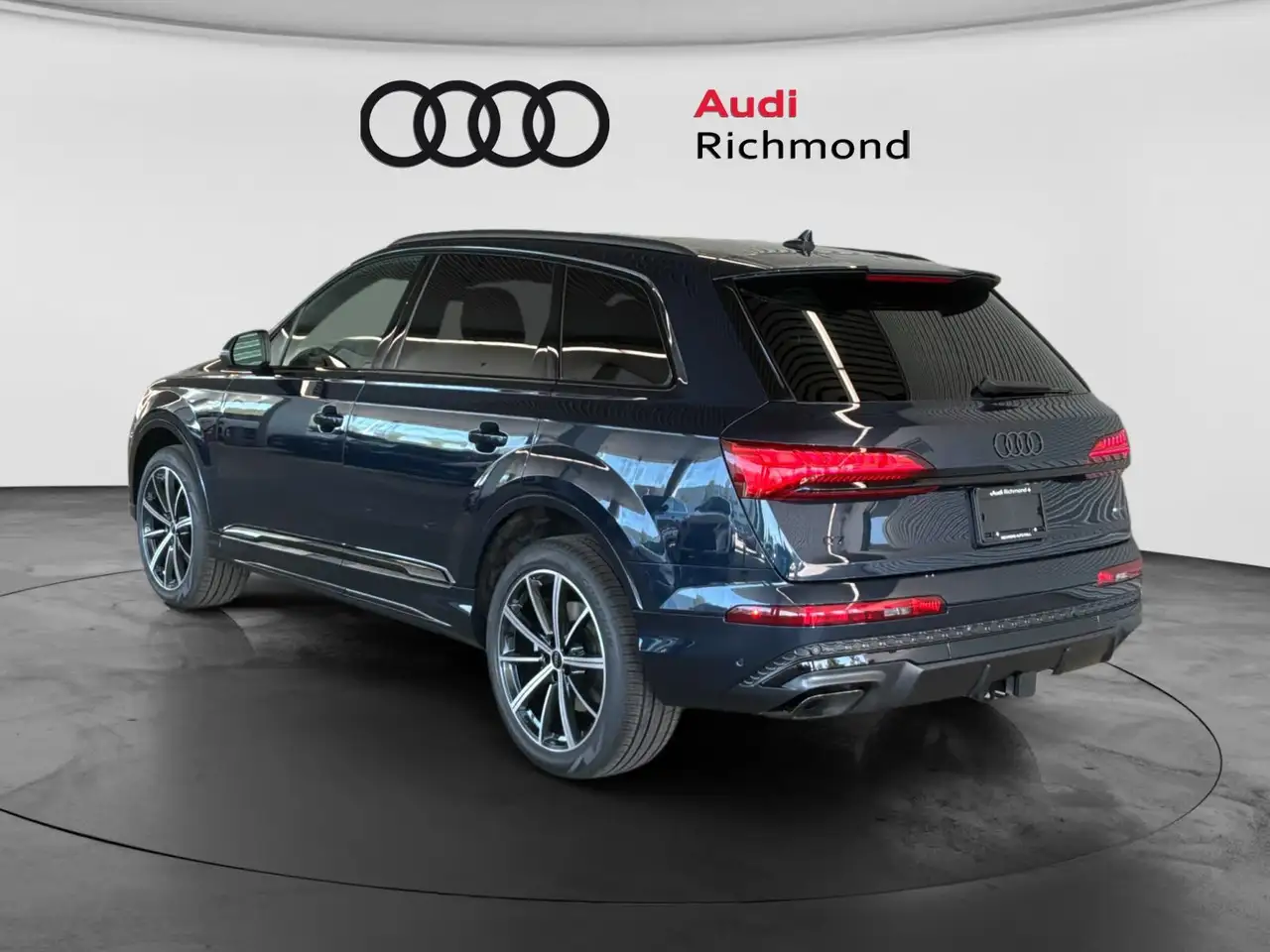 Audi Q7 снимка Audi Q7