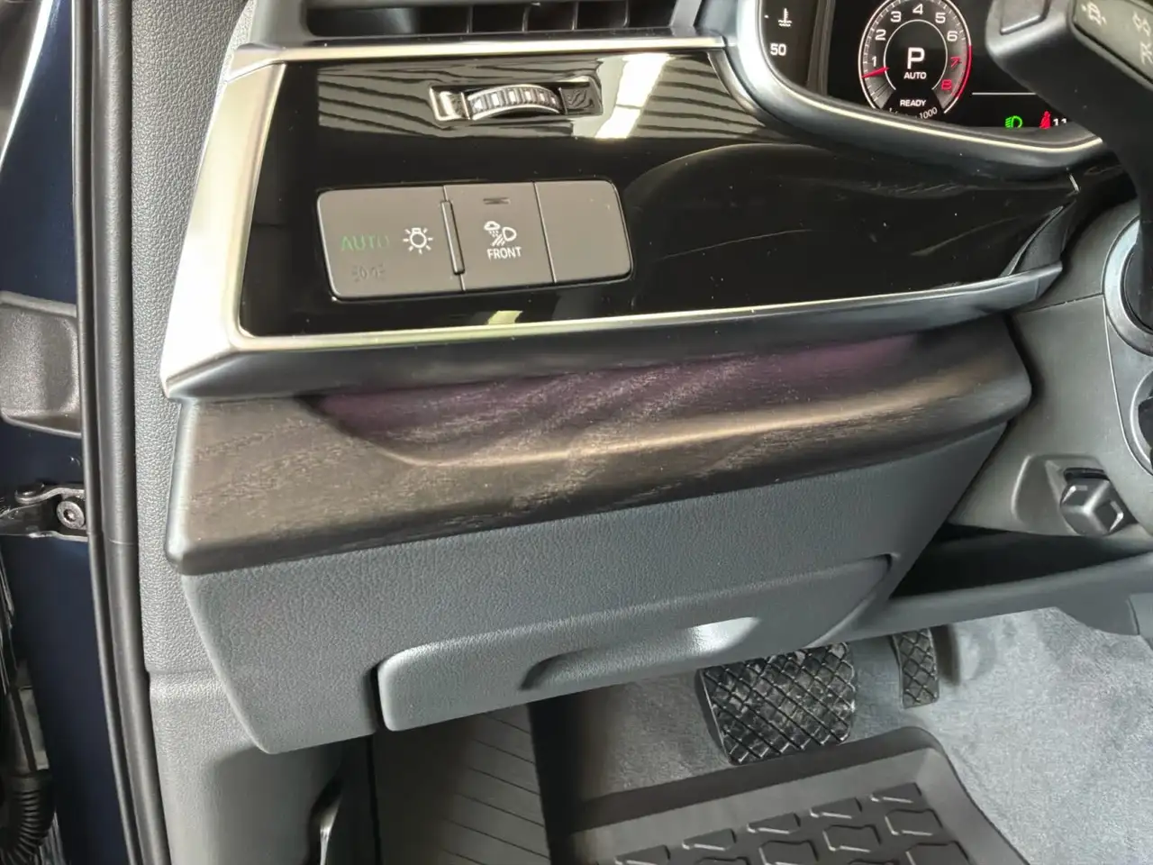 Audi Q7 снимка Audi Q7