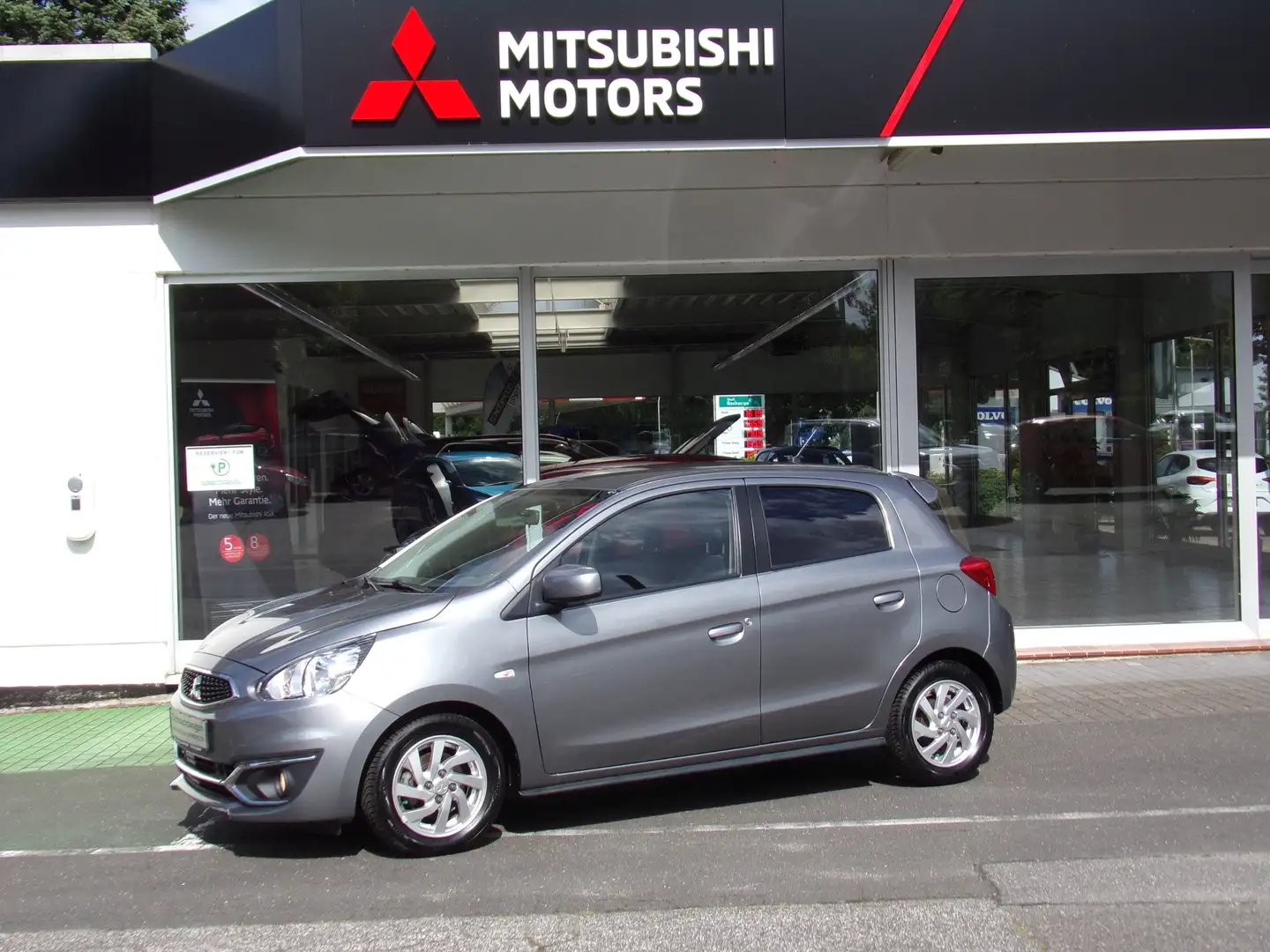 Mitsubishi Space Star Intro Edition+ Grau - 1