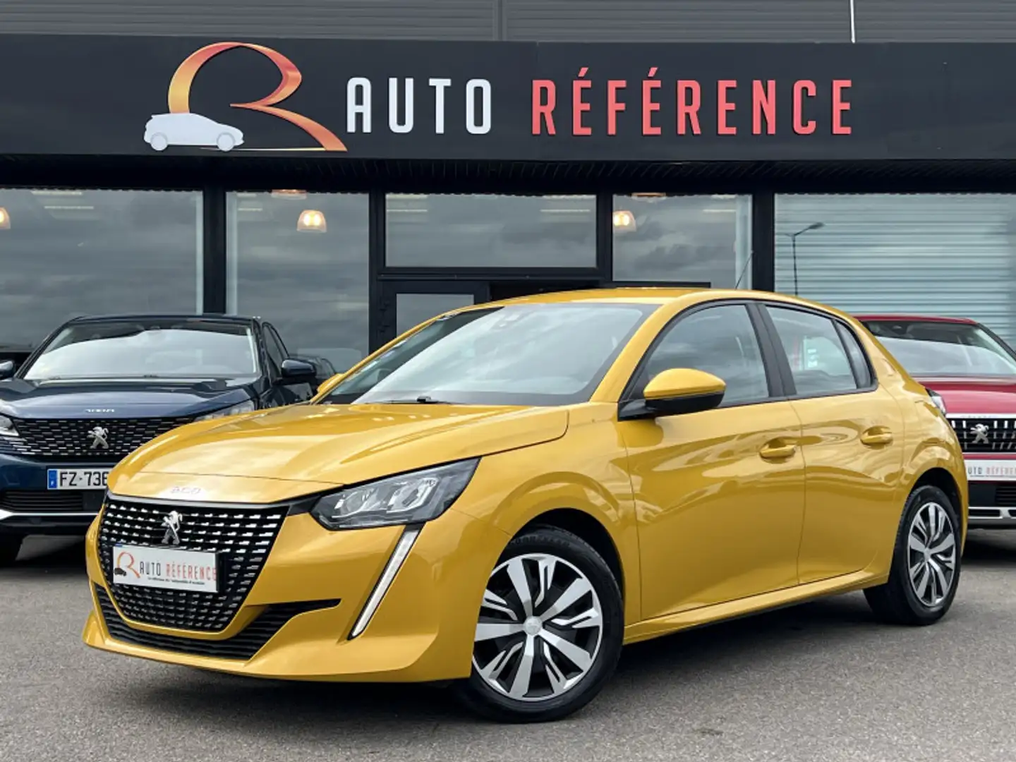 Peugeot 208 1.2 100 CH 1ERE MAIN / CARPLAY / CLIM Jaune - 1