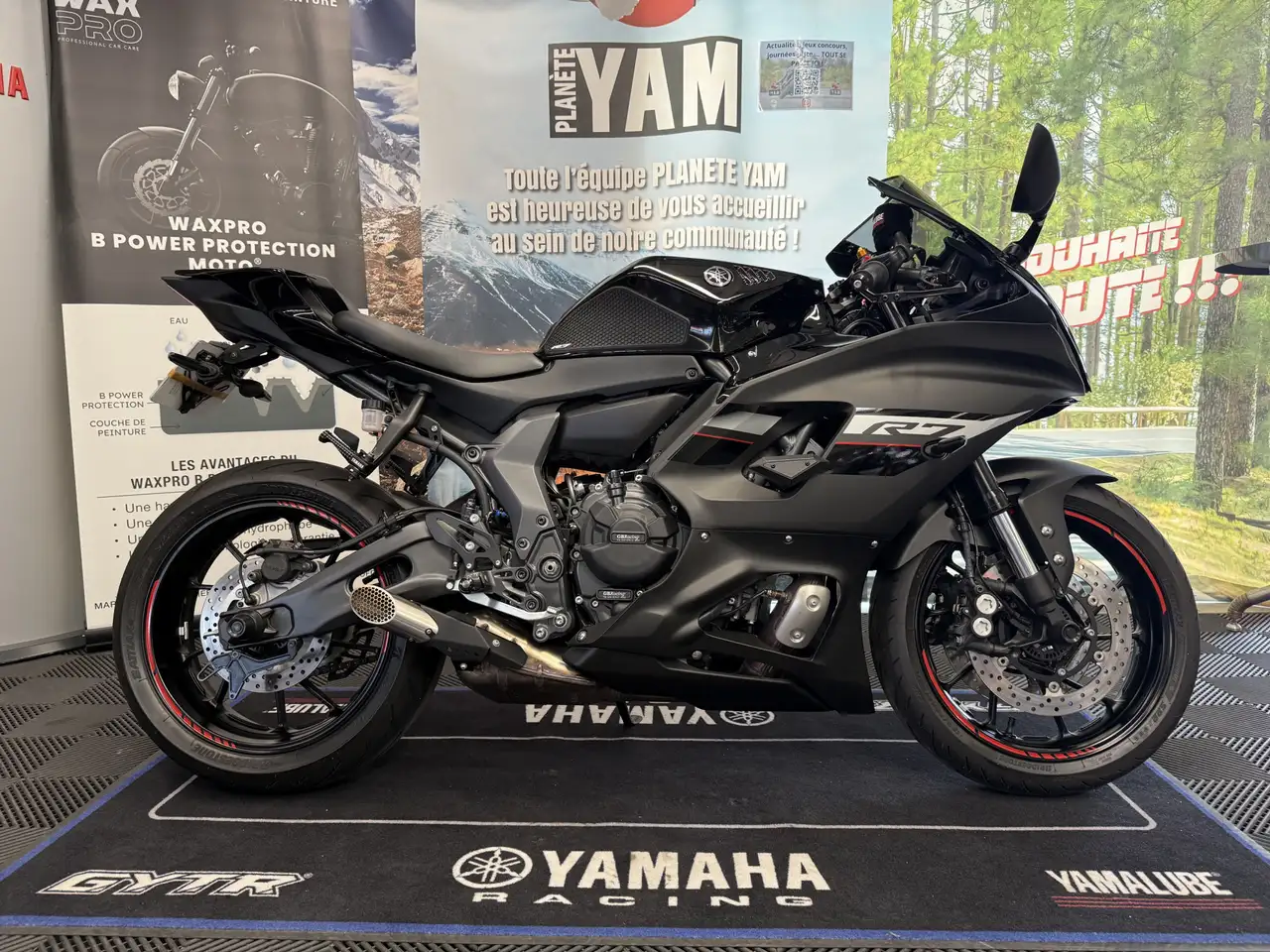 Yamaha YZF-R7