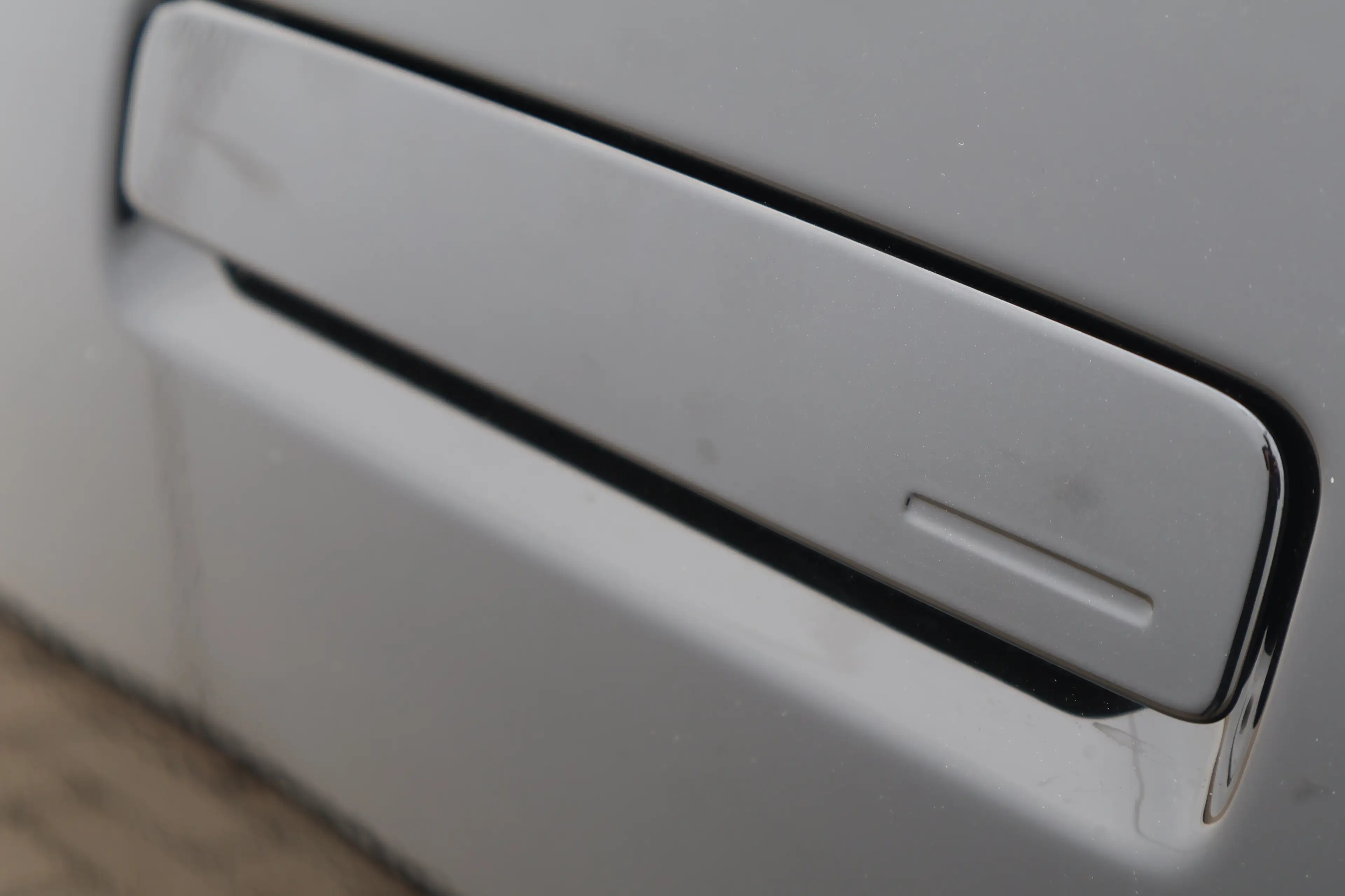 Volvo ES90 Single Motor Extended Range Ultra 92 kWh | B&W | L — photo 14