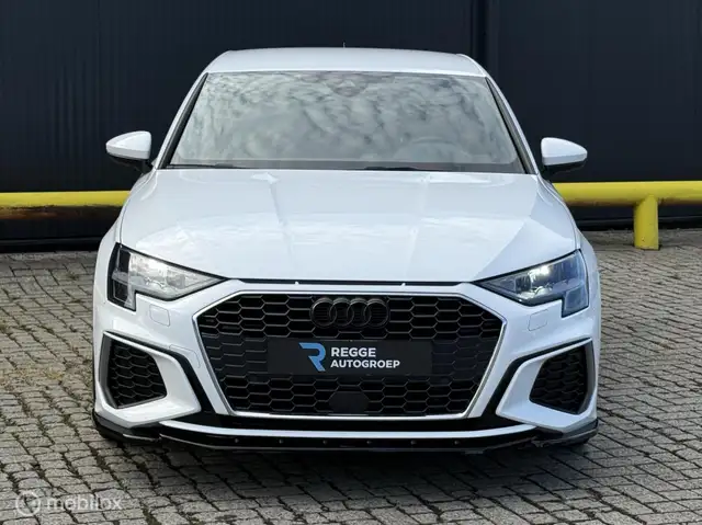 Audi A3 view 5
