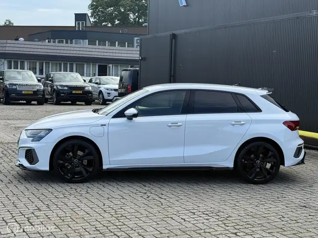 Audi A3 view 7