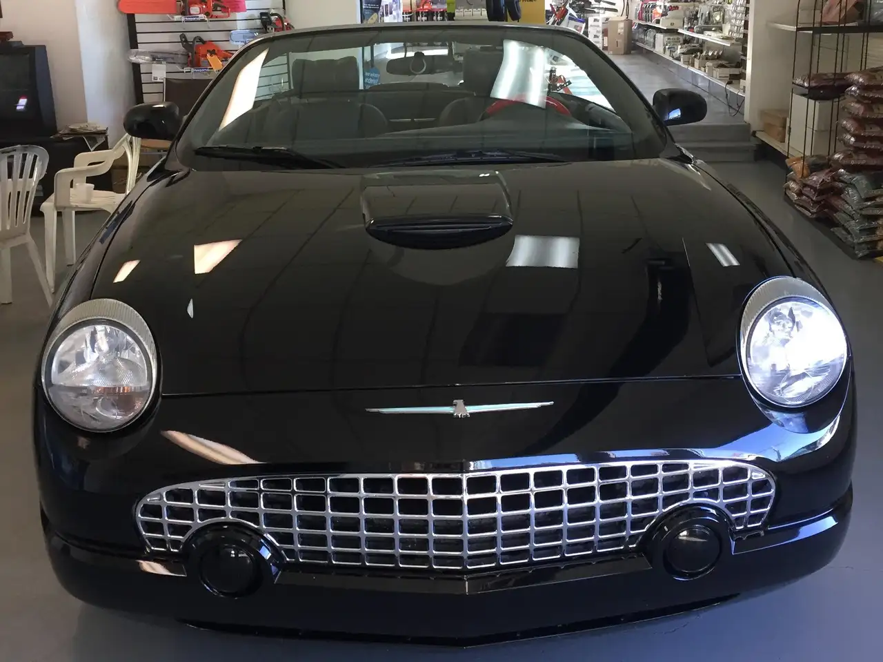 2002 Ford Thunderbird