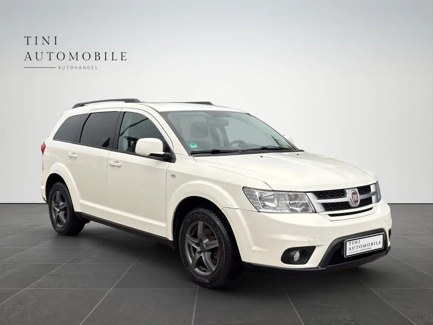 Fiat Freemont Lounge*Automatik*Klima*2.4L* Alb - 2