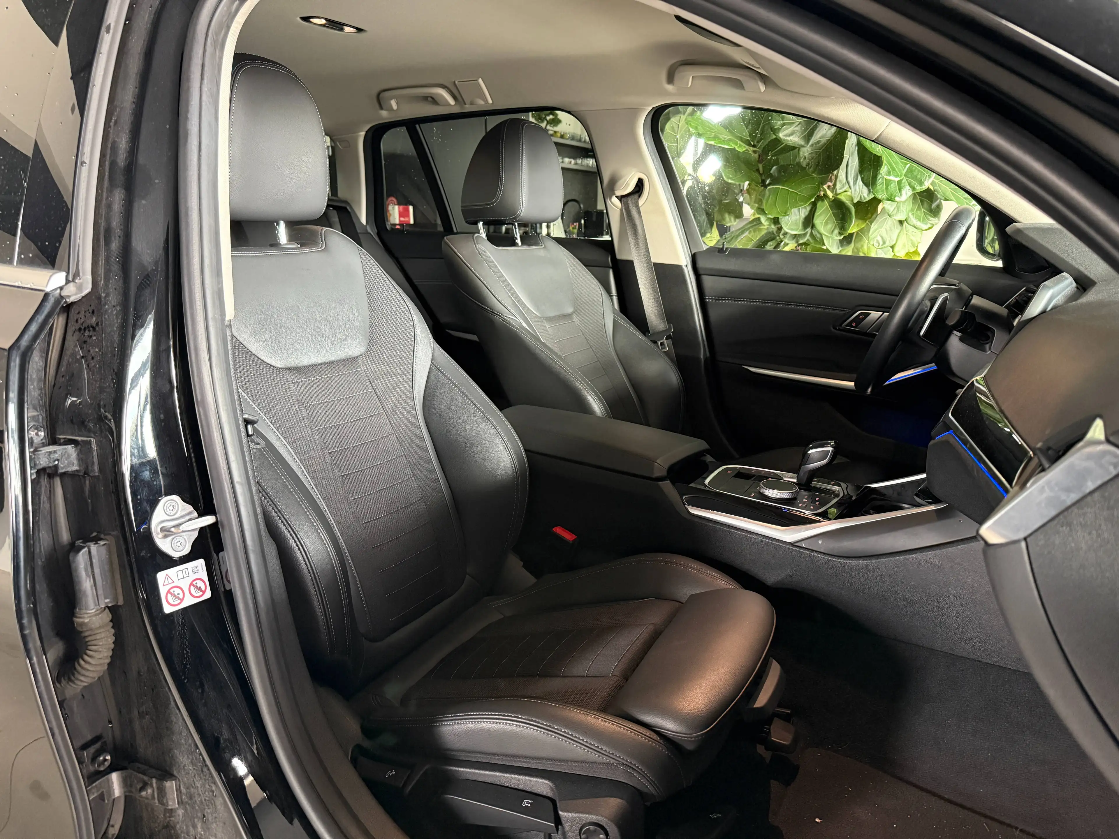 BMW 320 320 d xDrive Sport Line 1.Besitz-Ambiente-Kamera — photo 9