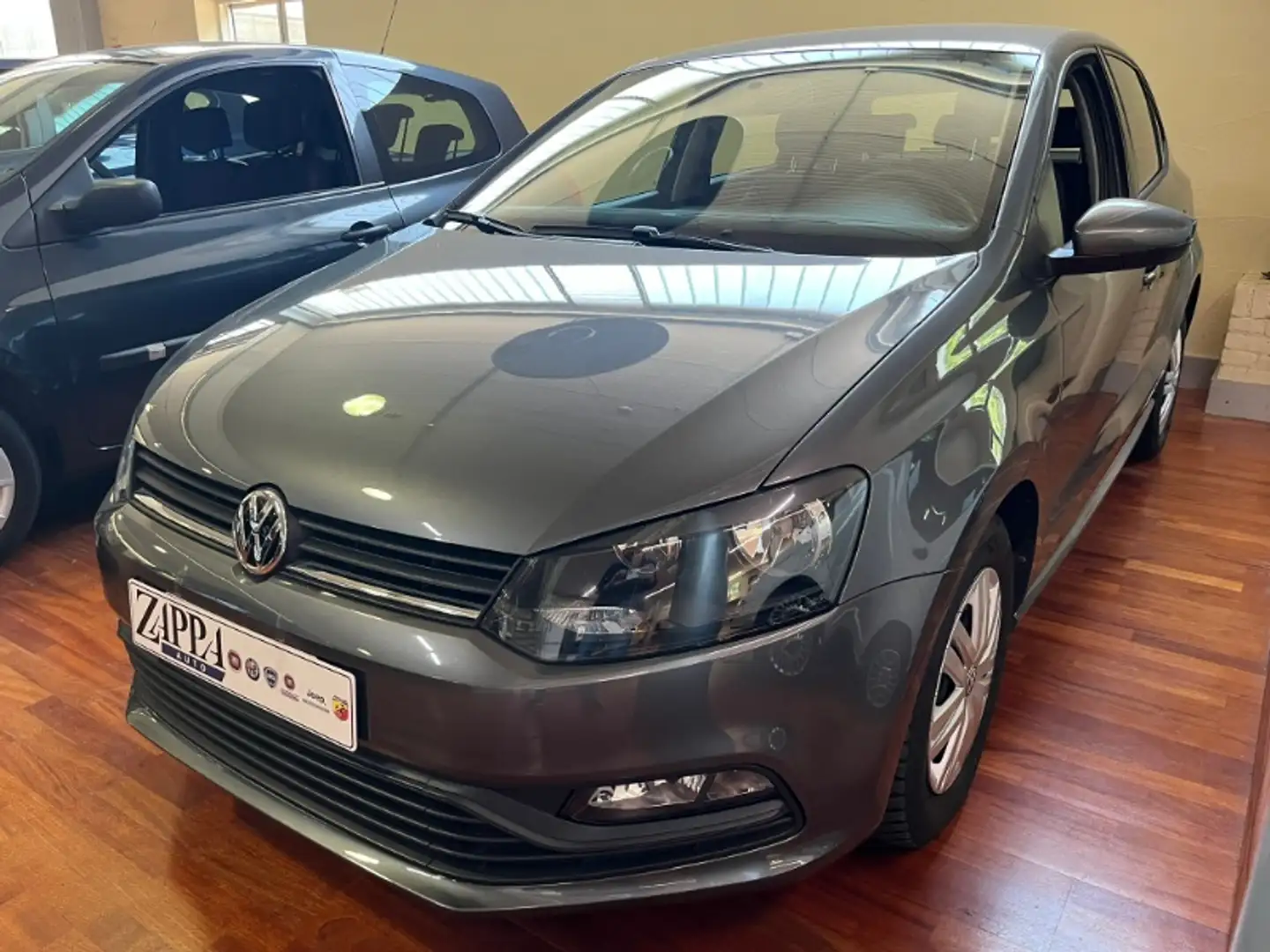 Volkswagen Polo 1.4 TDI 5p. Comfortline Gris - 1