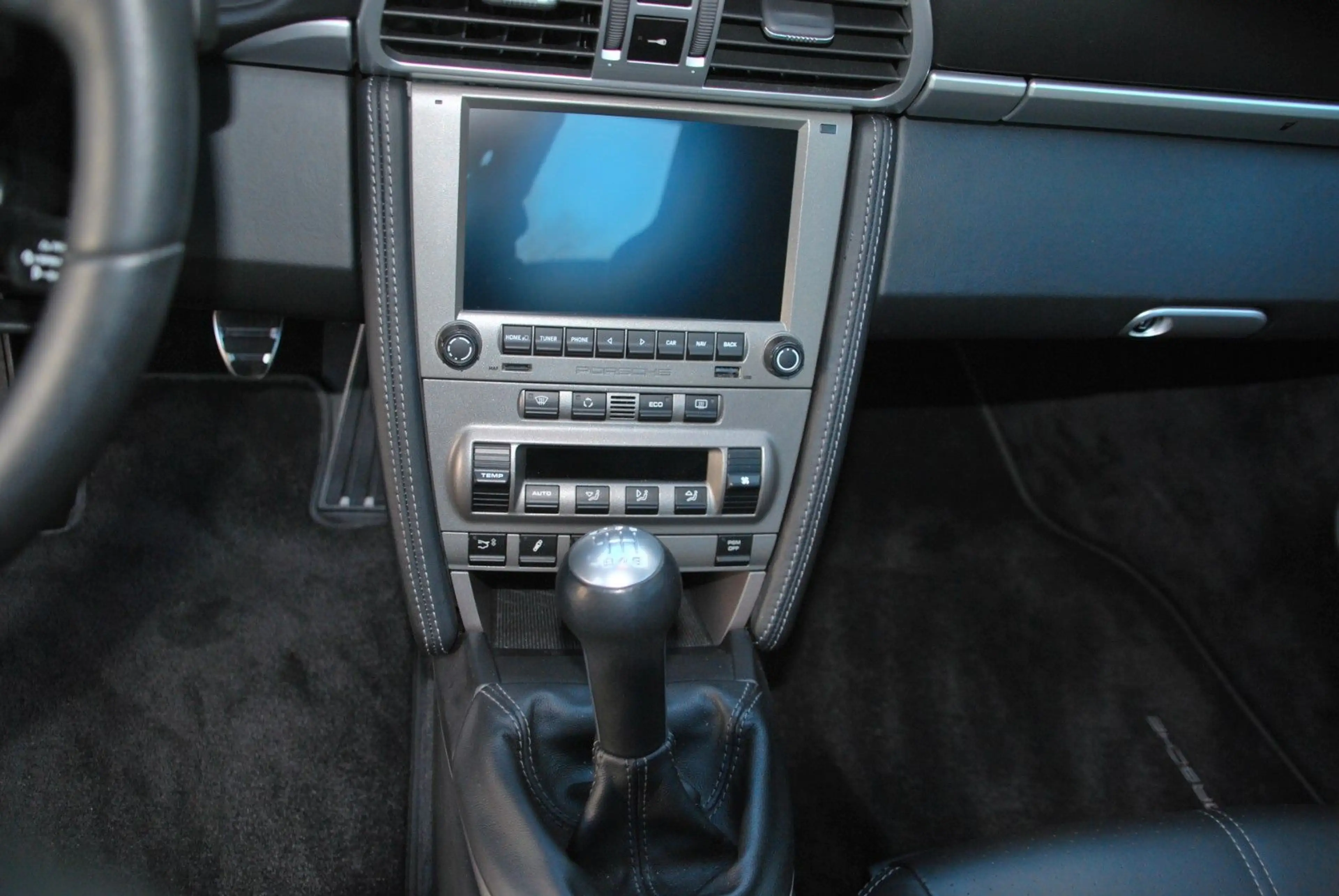 Porsche 997 Carrera 4 S Nachlackierungsfrei — photo 13