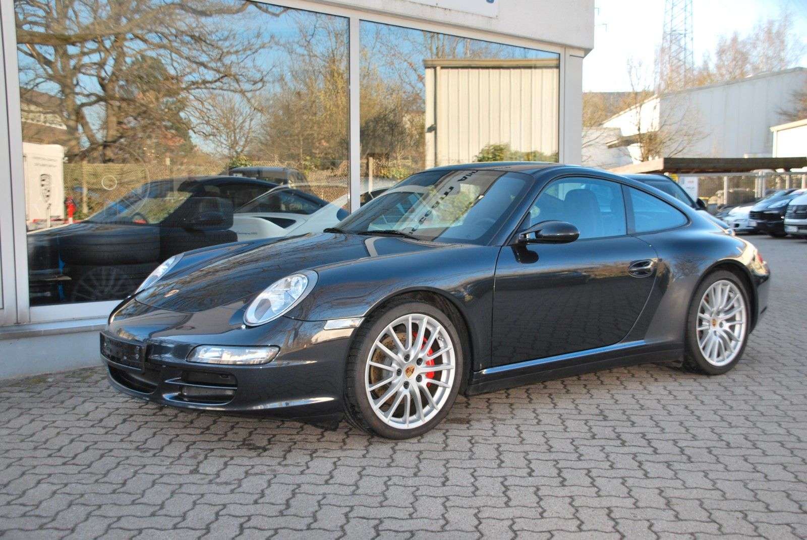 Second hand Porsche 911 