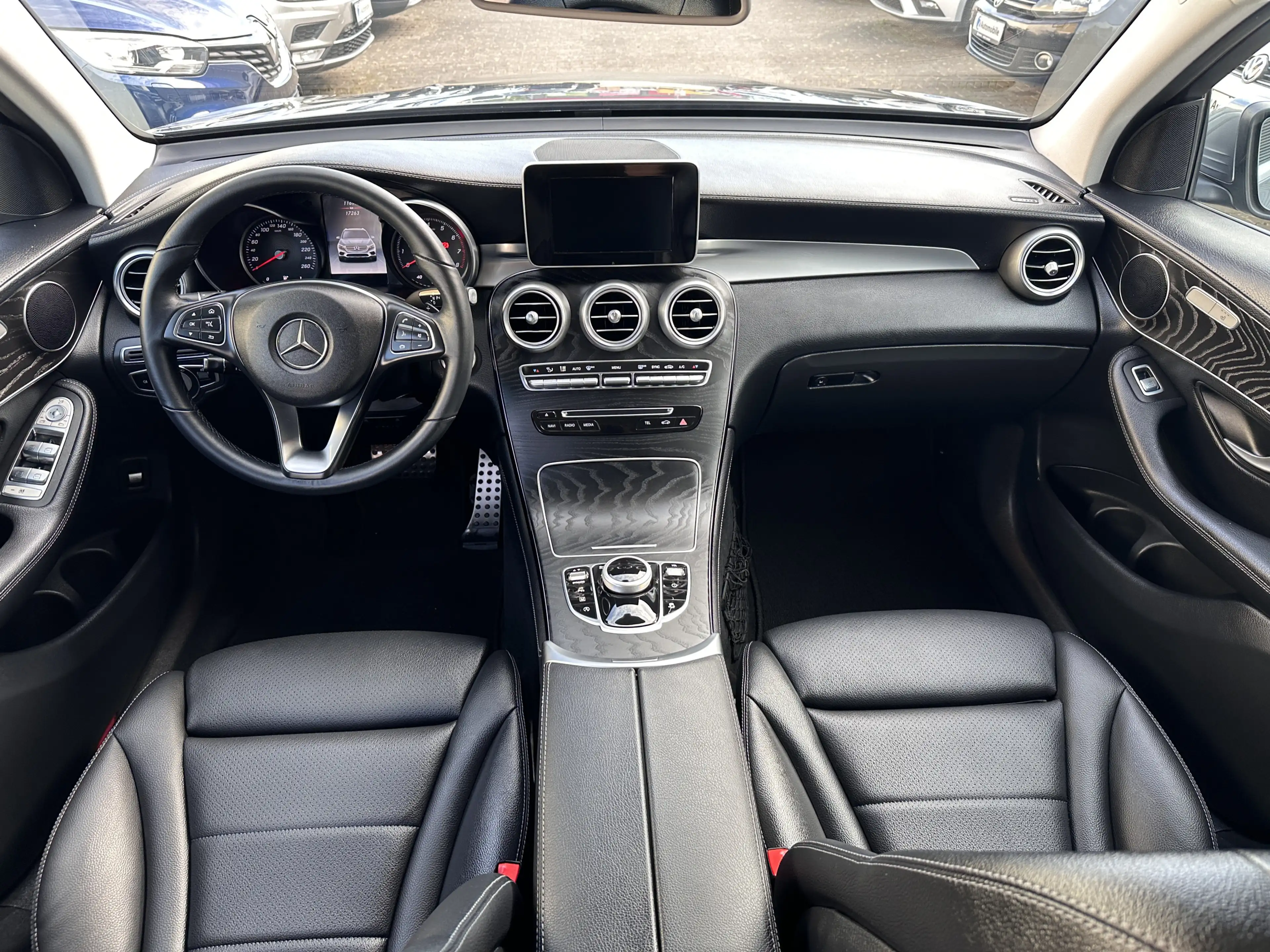 Mercedes-Benz GLC 250 4Matic 1.Hd *Kamera*Leder* — photo 9
