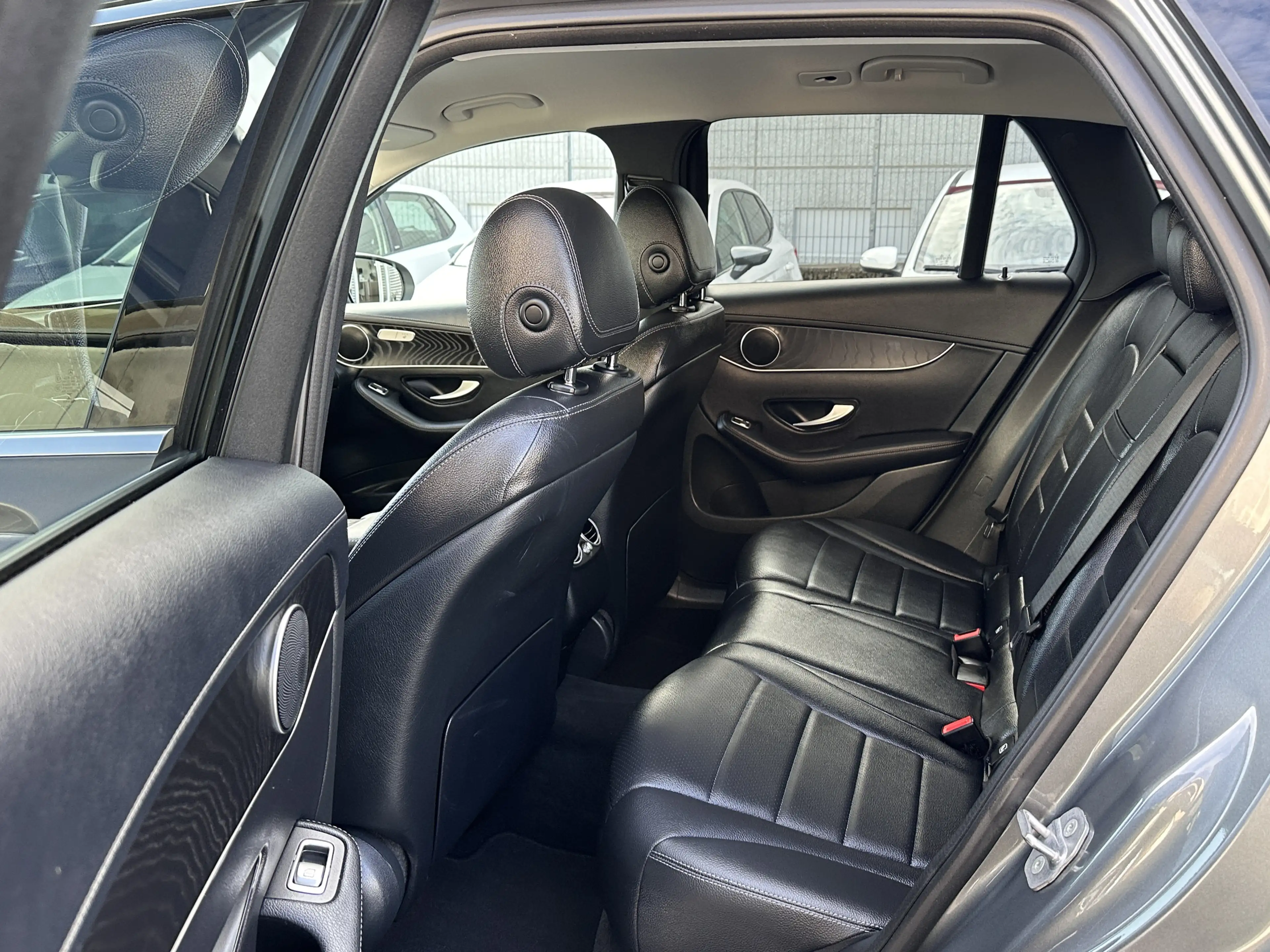 Mercedes-Benz GLC 250 4Matic 1.Hd *Kamera*Leder* — photo 14
