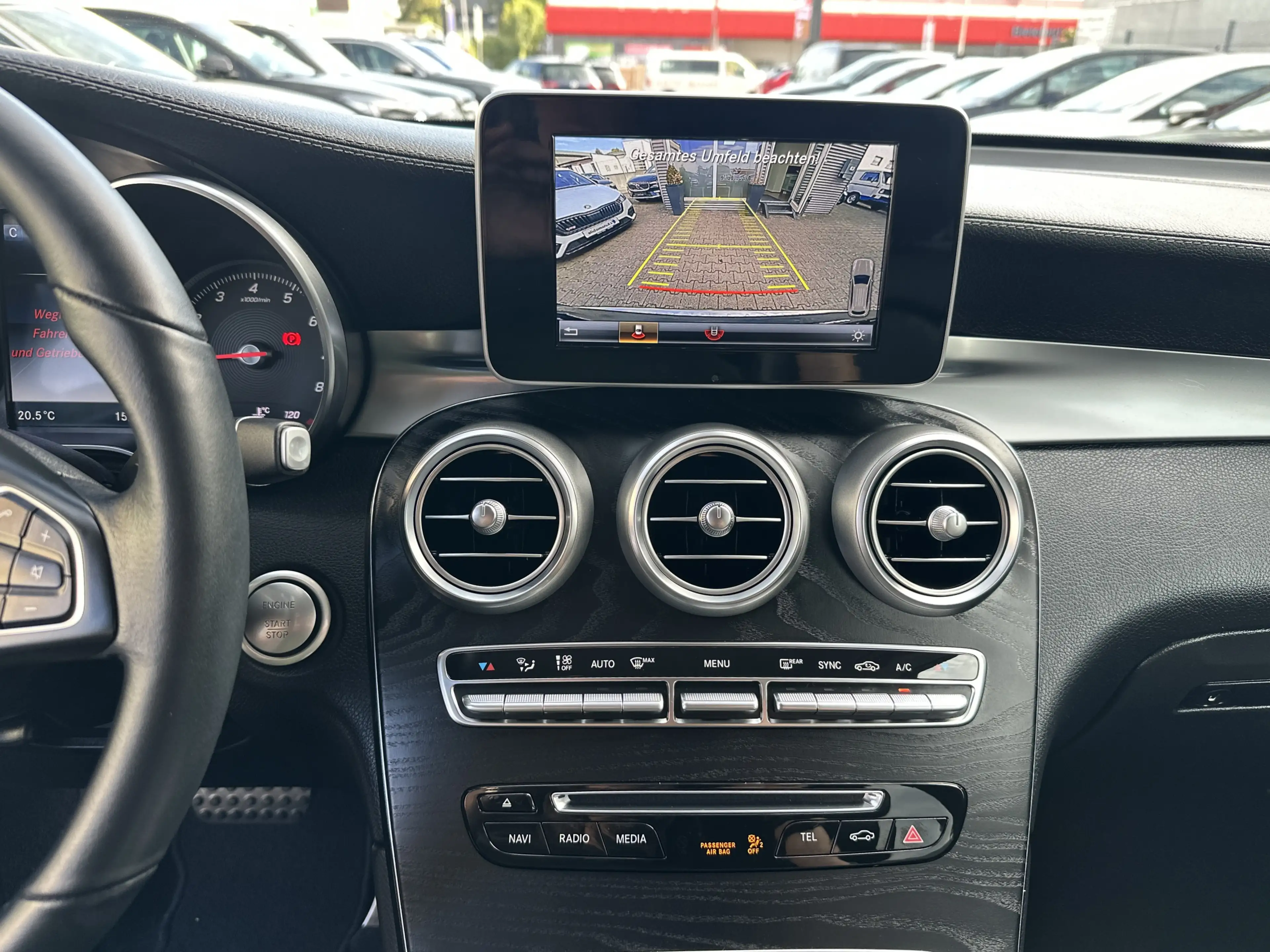 Mercedes-Benz GLC 250 4Matic 1.Hd *Kamera*Leder* — photo 10