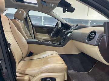 3.0 V6 Diesel SWB Luxury