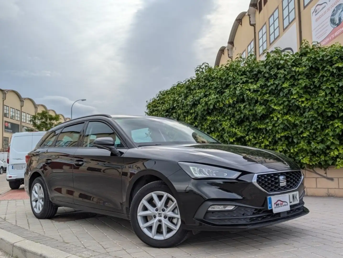 SEAT Leon ST 2.0TDI CR S&S Style DSG-7 150 Negro - 2