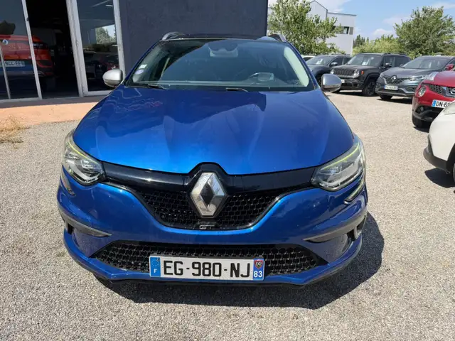 Renault Megane view 2