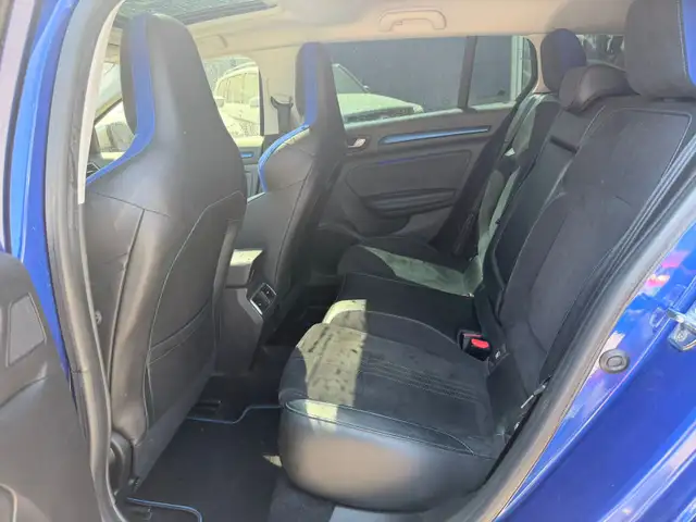 Renault Megane view 10