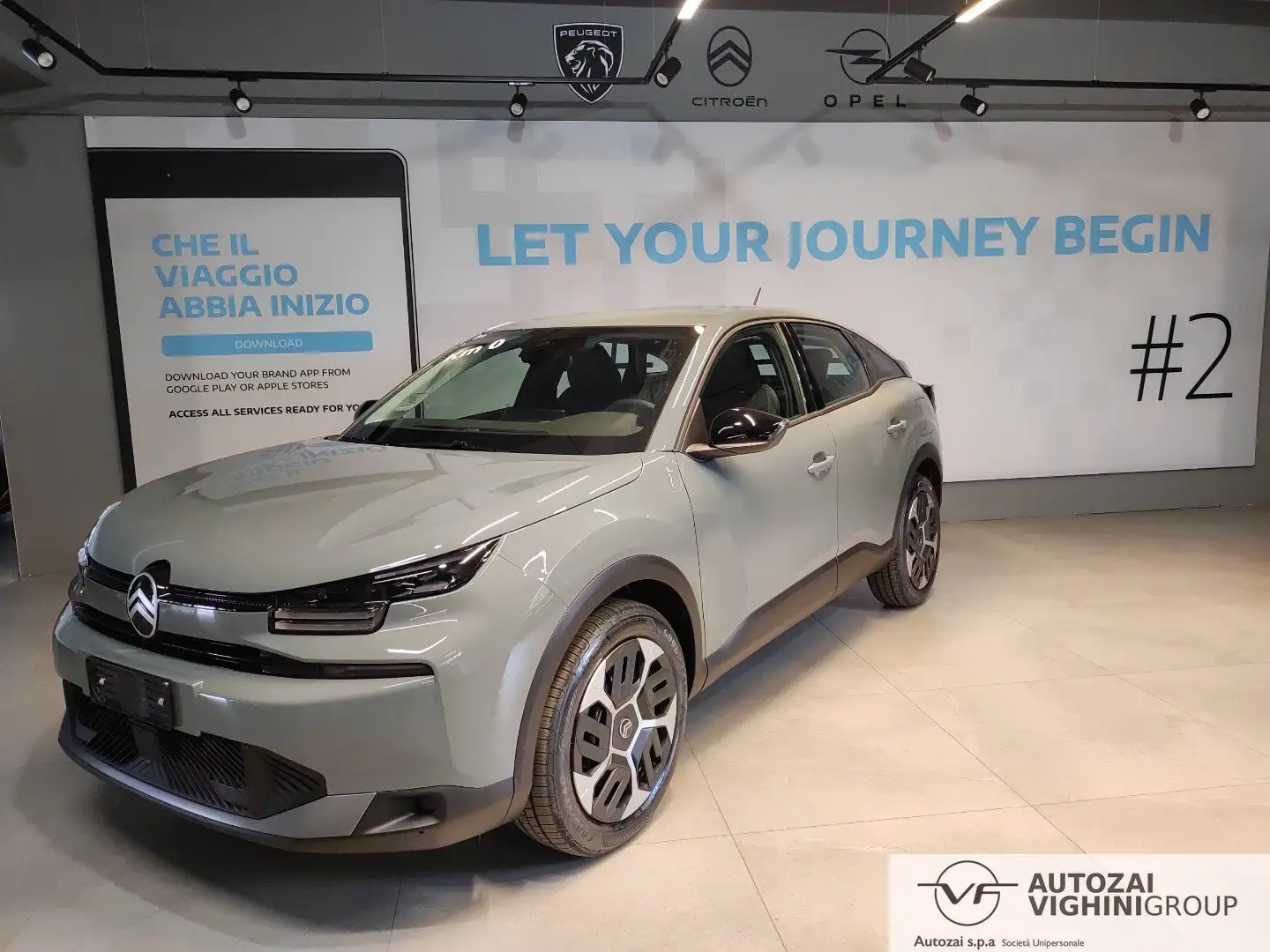 Citroen C4 Benzina 130 cv Automatico Plus Gris - 1