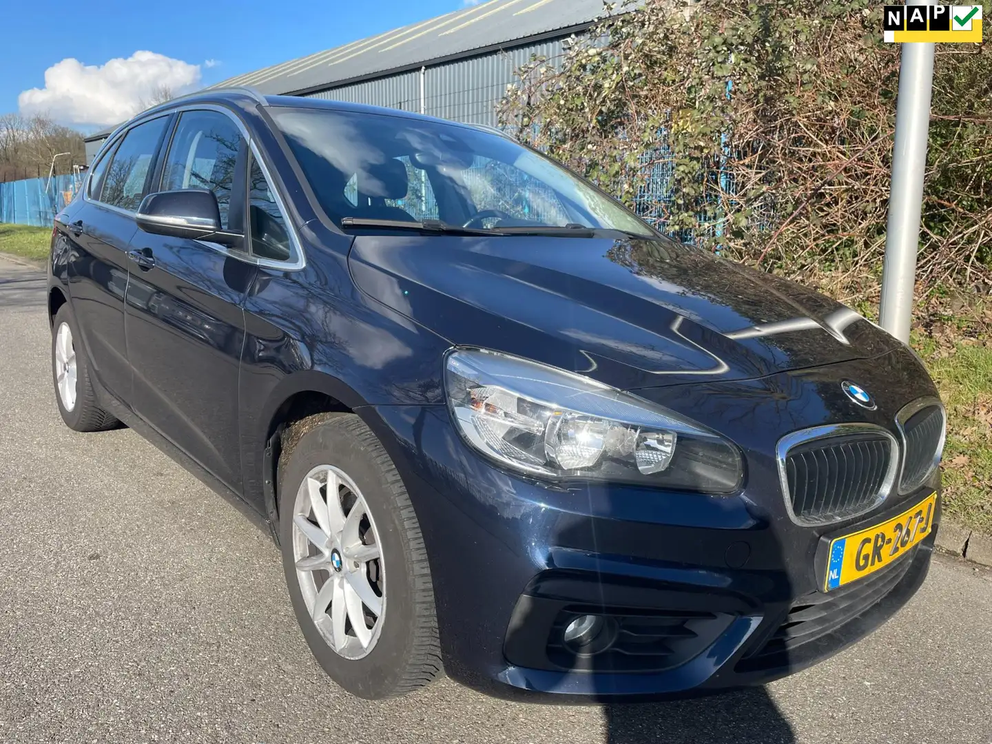 BMW 218 2-serie Active Tourer 218d Essential - Automaat - Blauw - 1