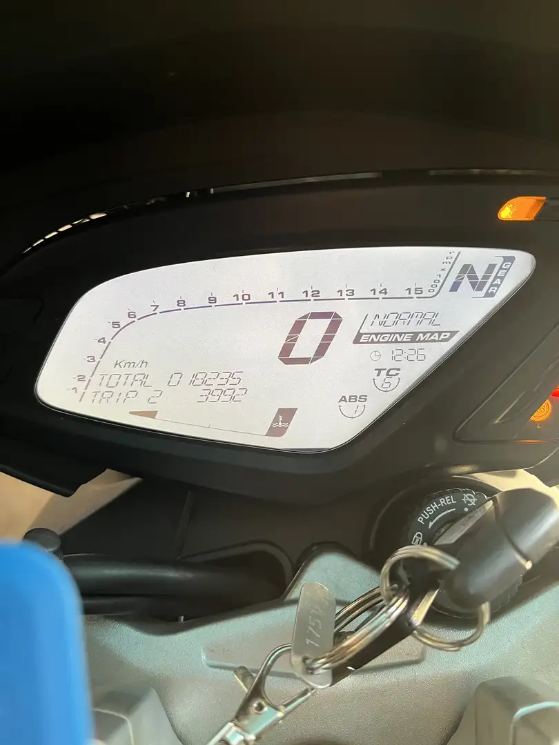 MV Agusta Brutale 675 - 2