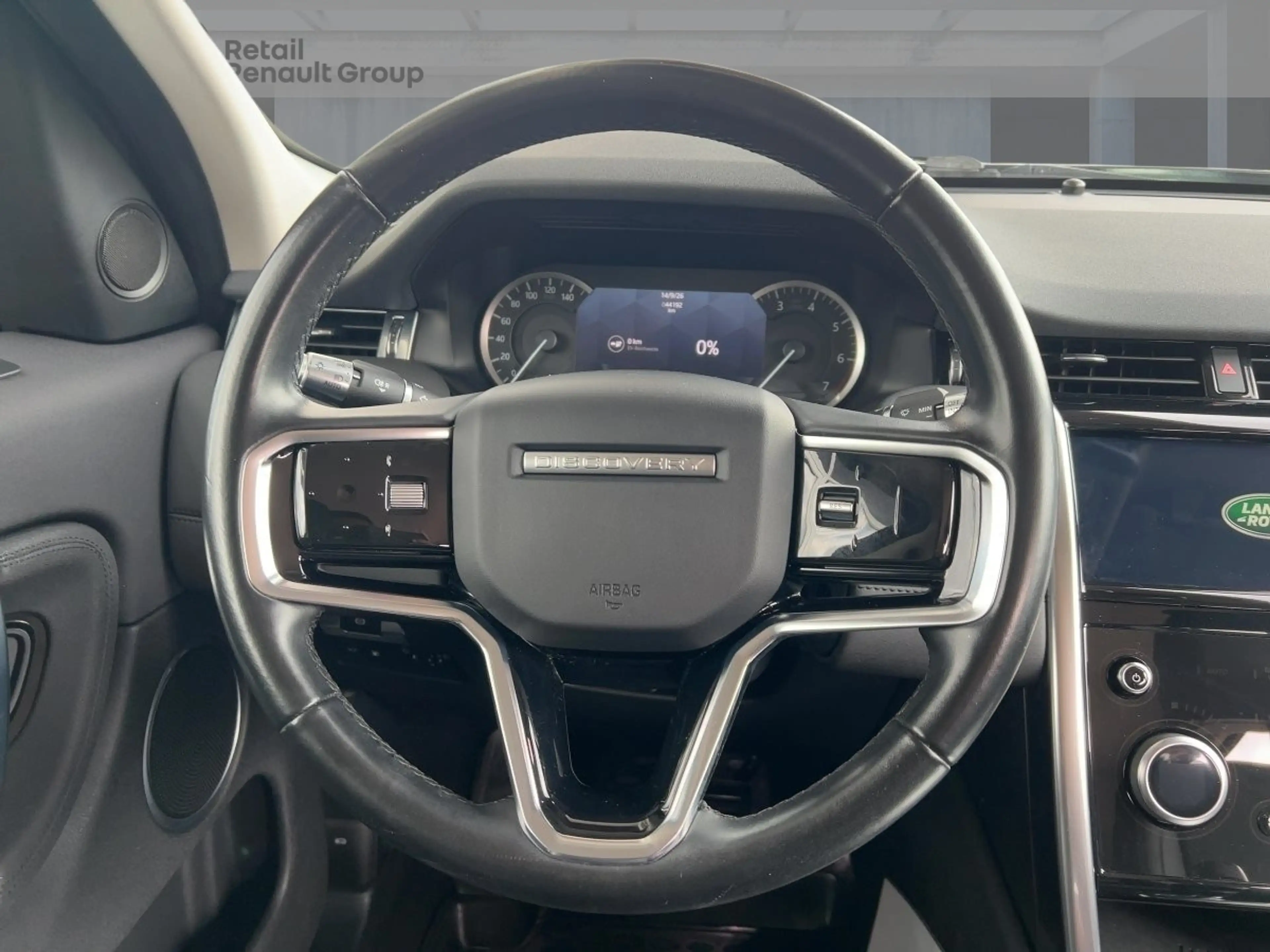 Land Rover Discovery Sport Hybrid S AWD — photo 11