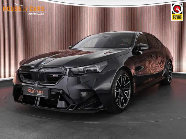 BMW M5 |BTW-auto|Carbon ext.|Bowers&Wilkins|head-up|memor