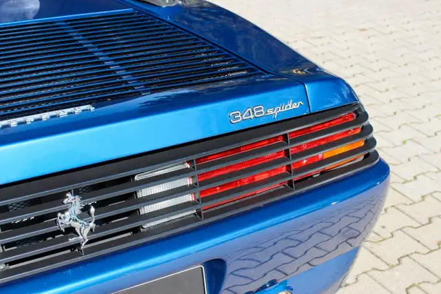 Ferrari 348 view 21