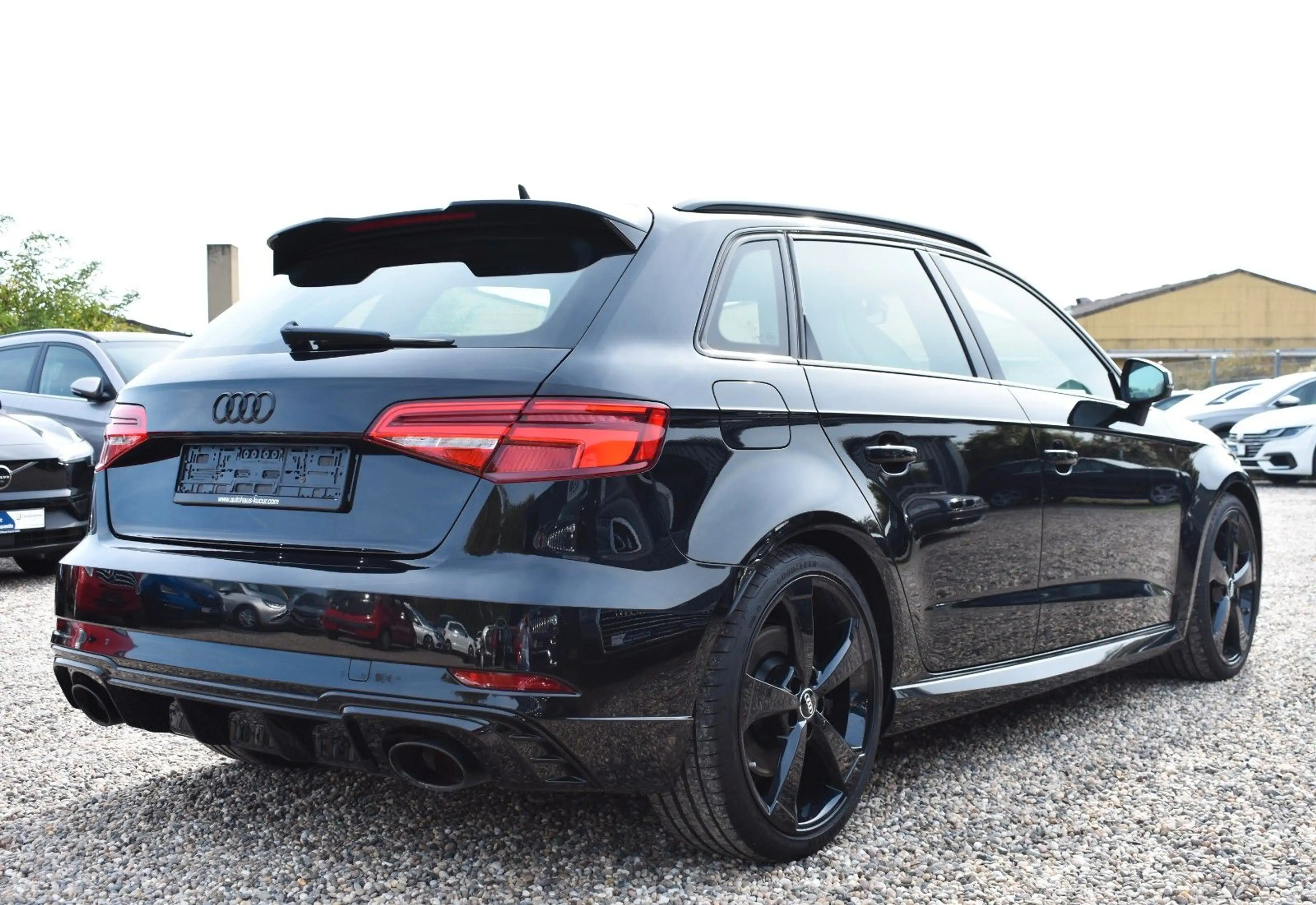Audi RS3 Sportback 2.5 TFSI quattro Keyless /B&O/ — photo 3