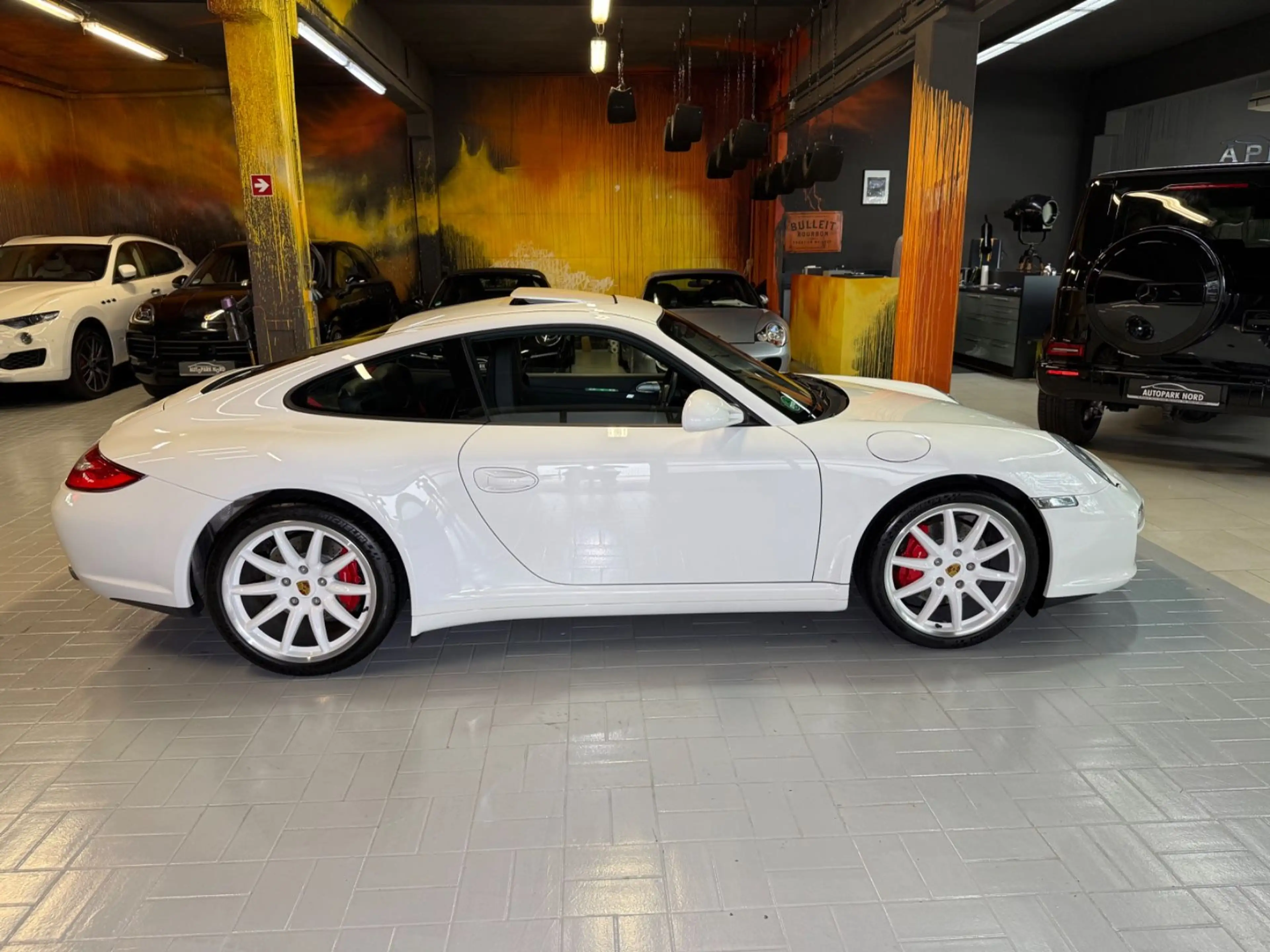 Porsche 911 Carrera 4S Coupe EL.GSD~LEDER~NAVI~BOSE~ — photo 8