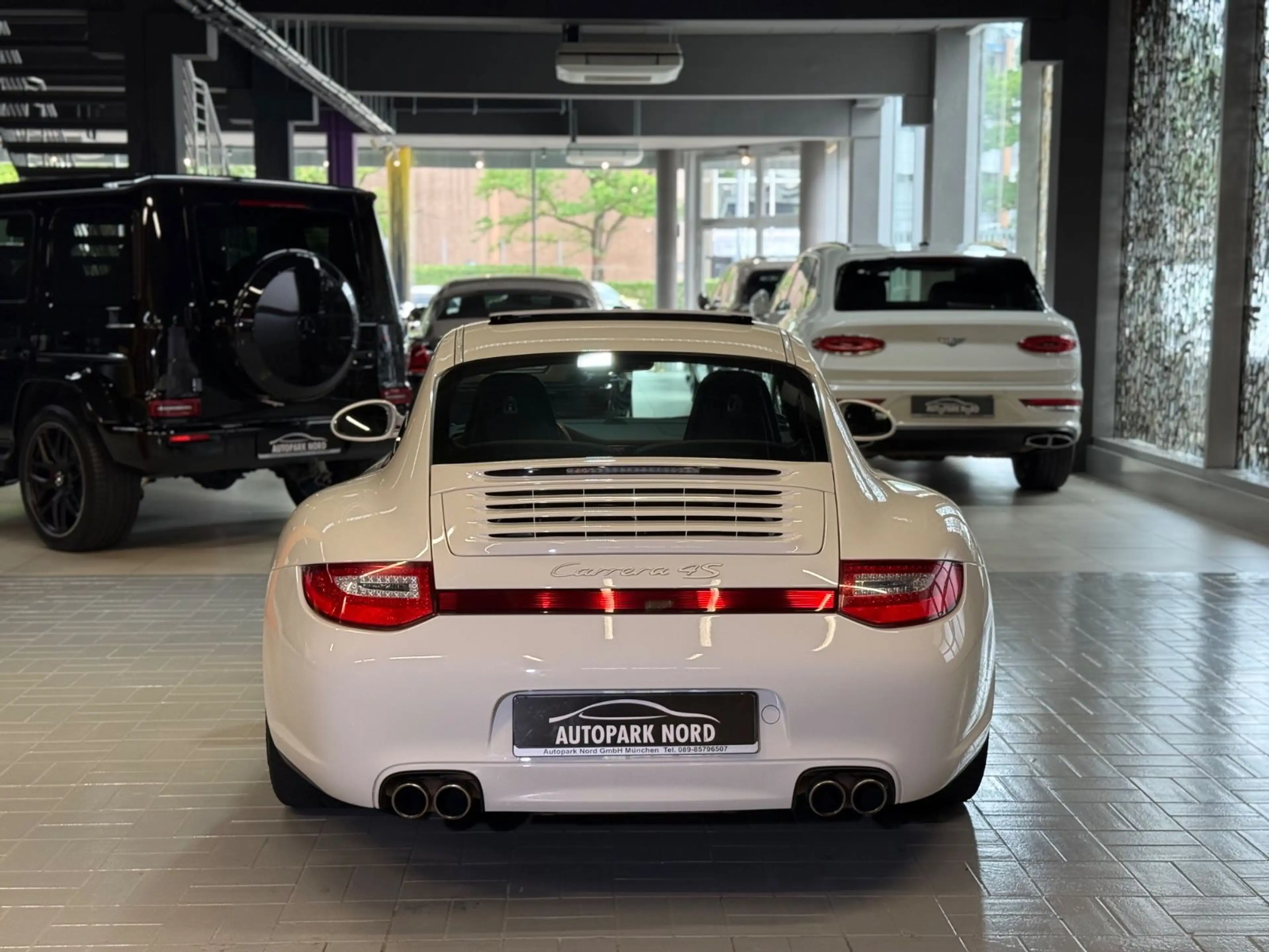 Porsche 911 Carrera 4S Coupe EL.GSD~LEDER~NAVI~BOSE~ — photo 6