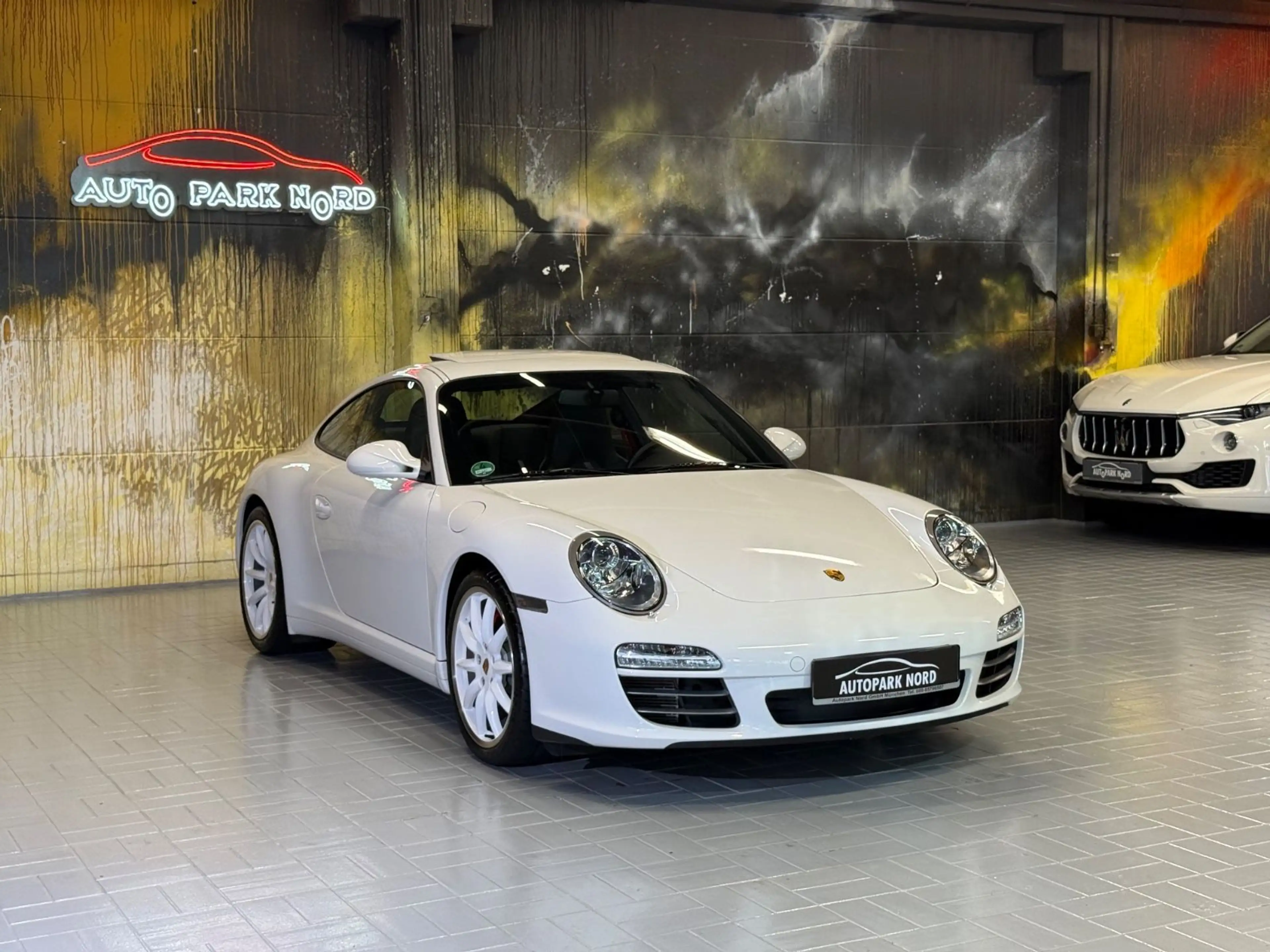 Porsche 911 Carrera 4S Coupe EL.GSD~LEDER~NAVI~BOSE~ — photo 9