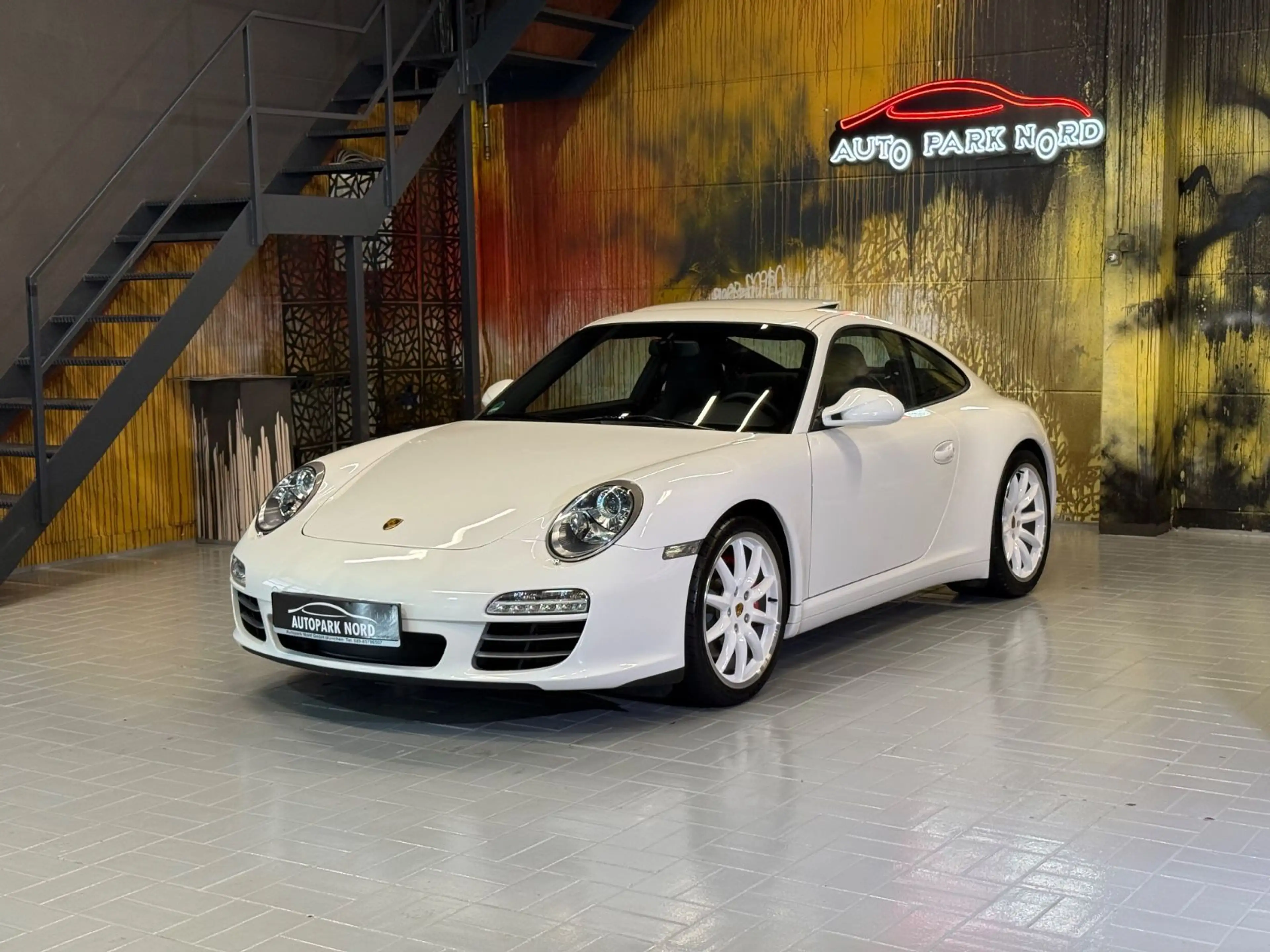 Porsche 911 Carrera 4S Coupe EL.GSD~LEDER~NAVI~BOSE~ — photo 4