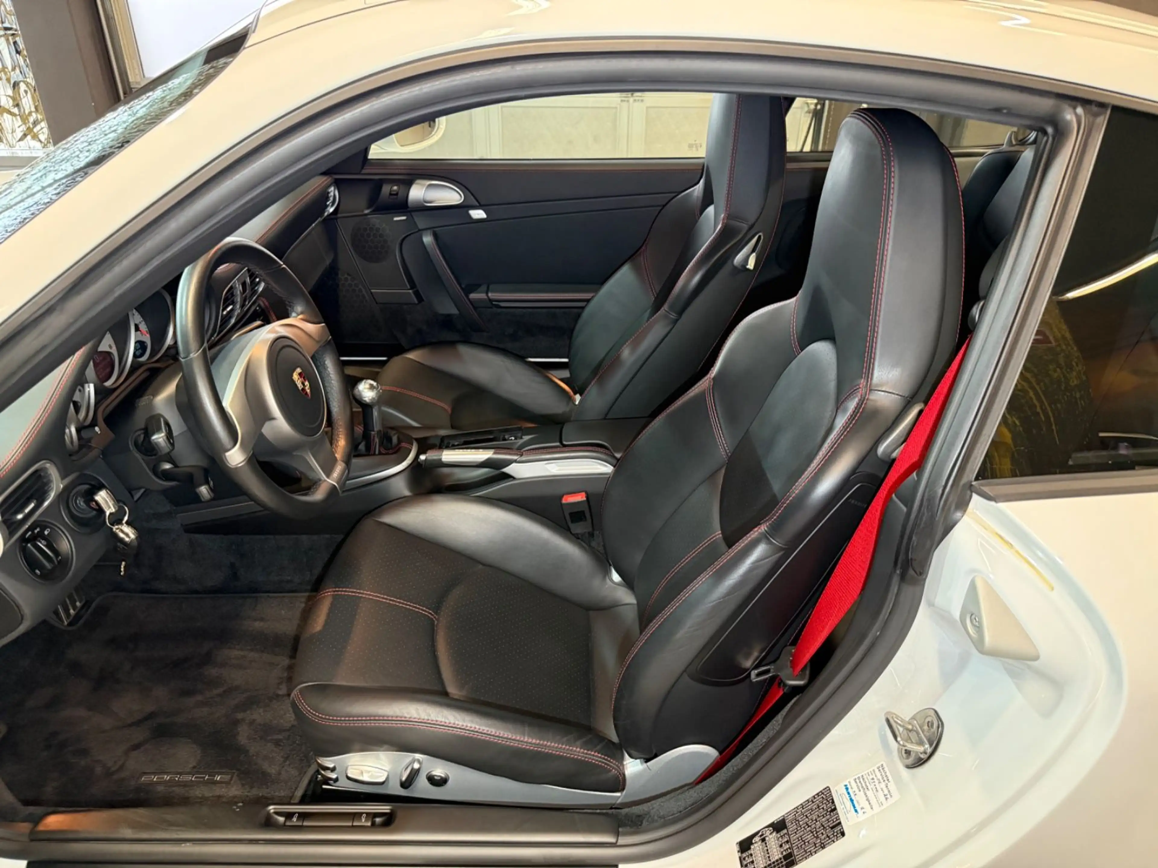 Porsche 911 Carrera 4S Coupe EL.GSD~LEDER~NAVI~BOSE~ — photo 11