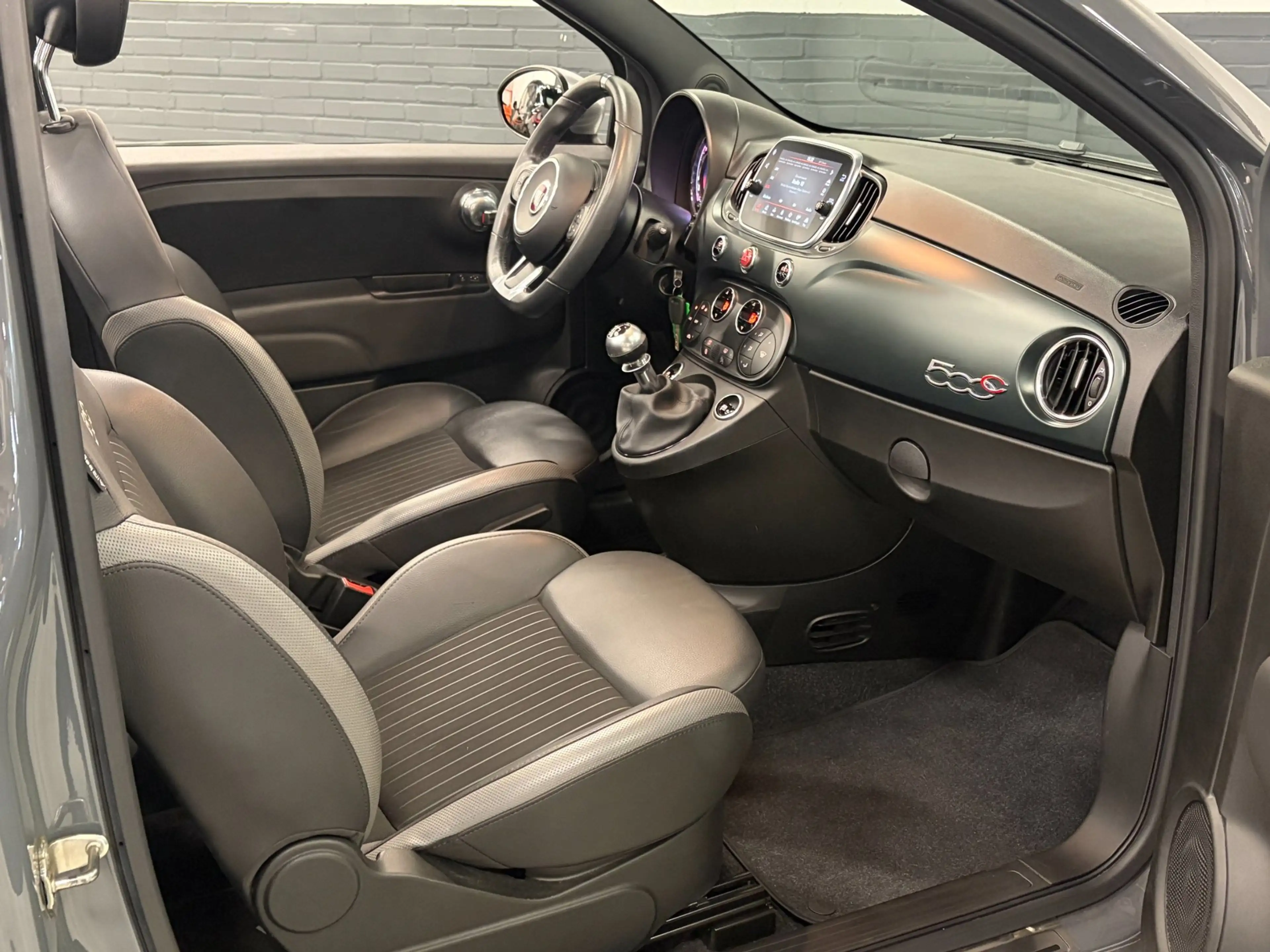 Fiat 500C Cabrio 1.0 Hybrid Rockstar Sport Leder / Navi / Lu — photo 6