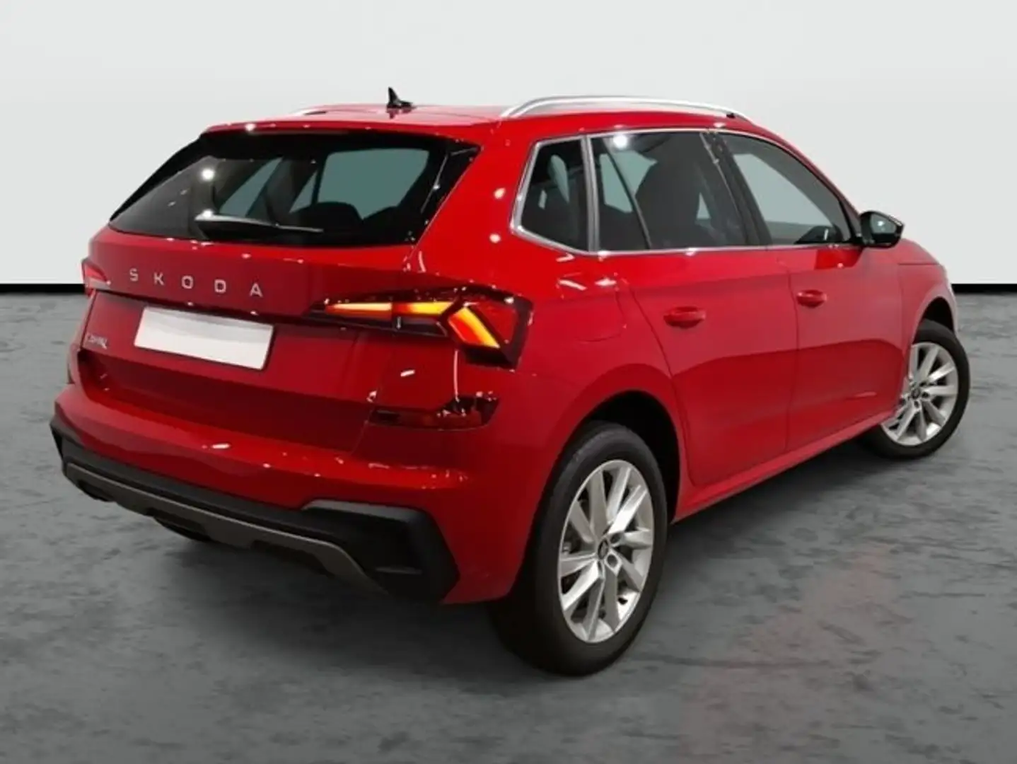 Skoda Kamiq Selection Advanced 1.0 TSI 85 kW (116 CV) DSG 7 ve Rojo - 2