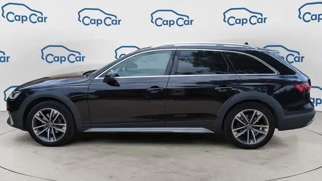 Audi A4 view 2