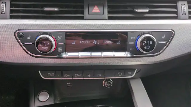 Audi A4 view 13