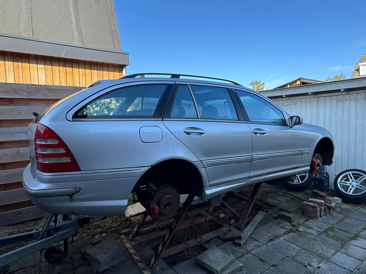 Mercedes-Benz C 32 AMG, foto 2