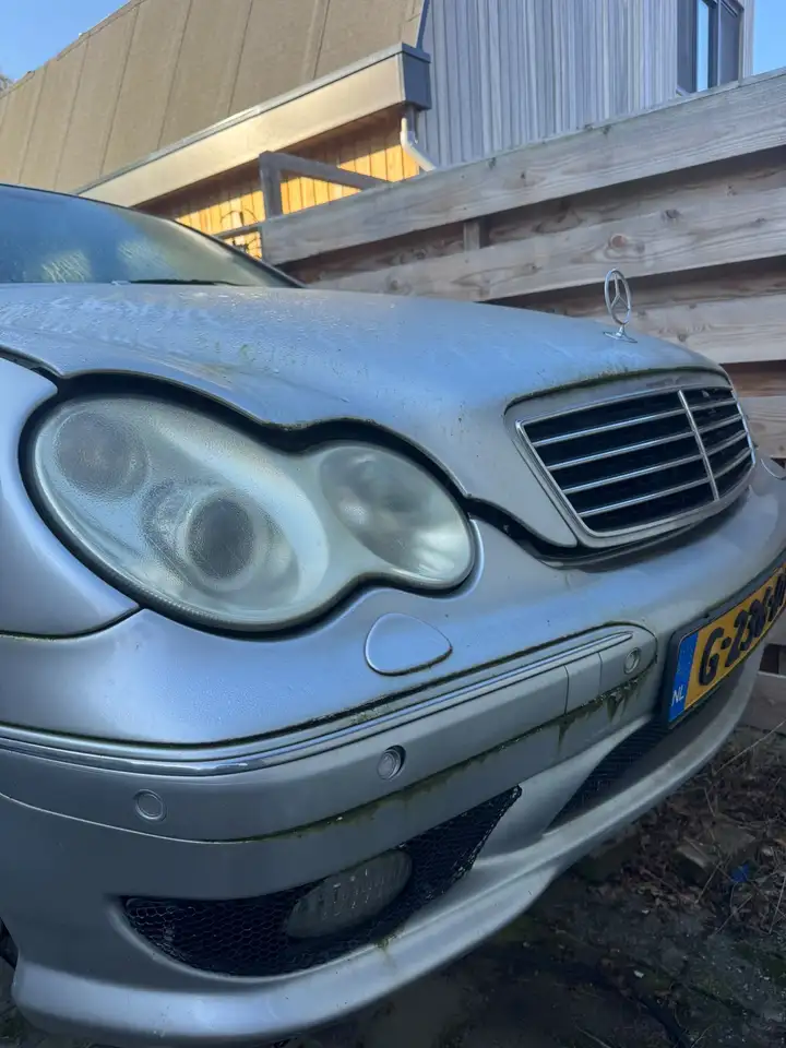 Mercedes-Benz C 32 AMG, foto 3