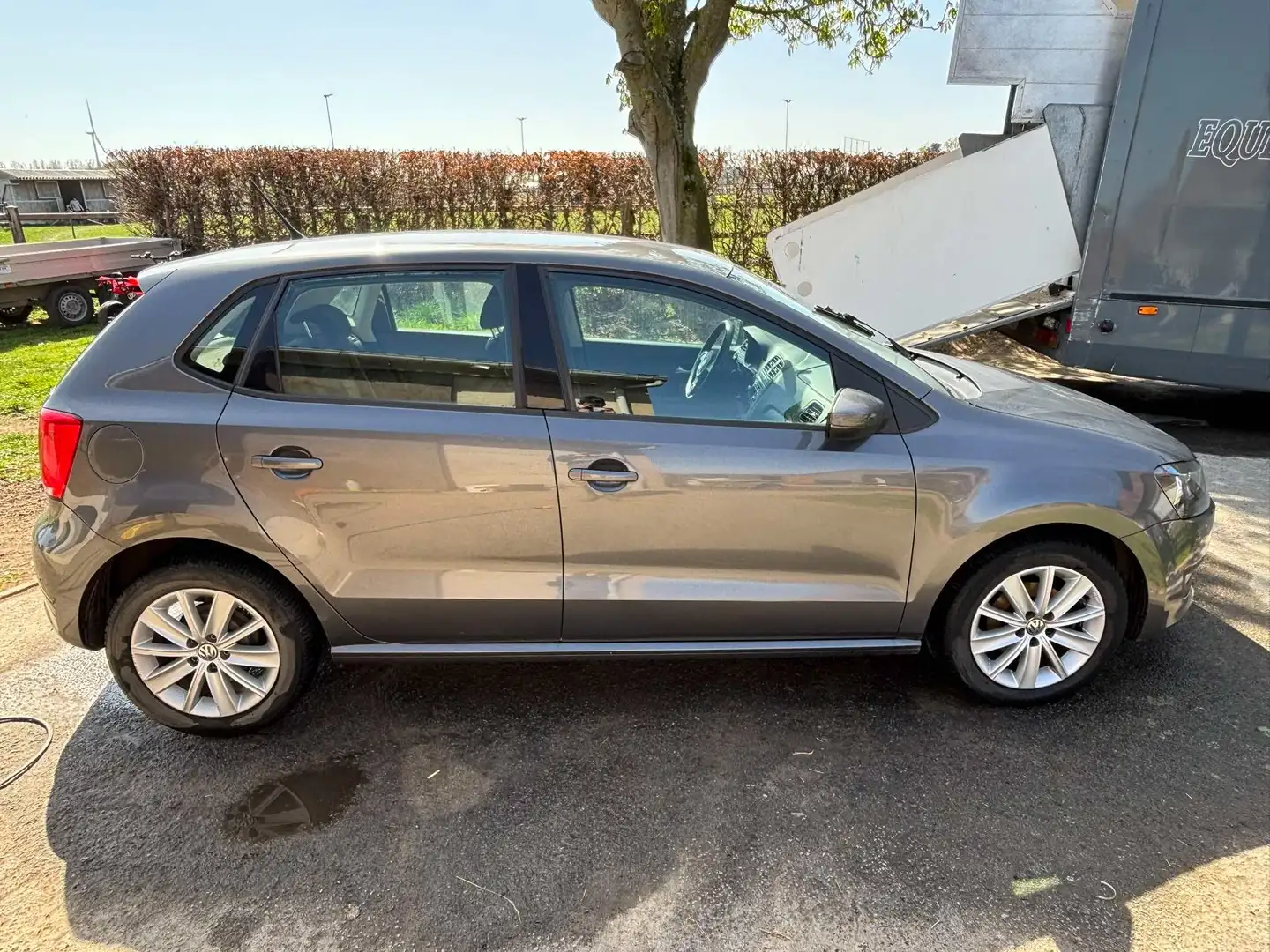 Volkswagen Polo Polo 1.2 MATCH Gris - 2