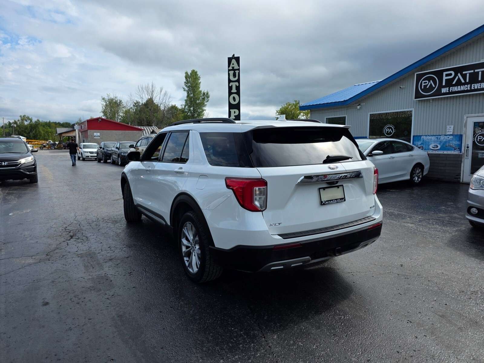 2020 Ford Explorer XLT AWD — снимка 1