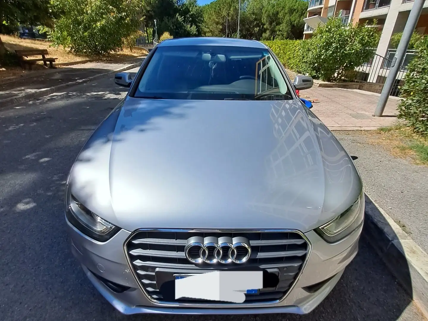 Audi A4 2.0 tdi 150cv E6 - 1