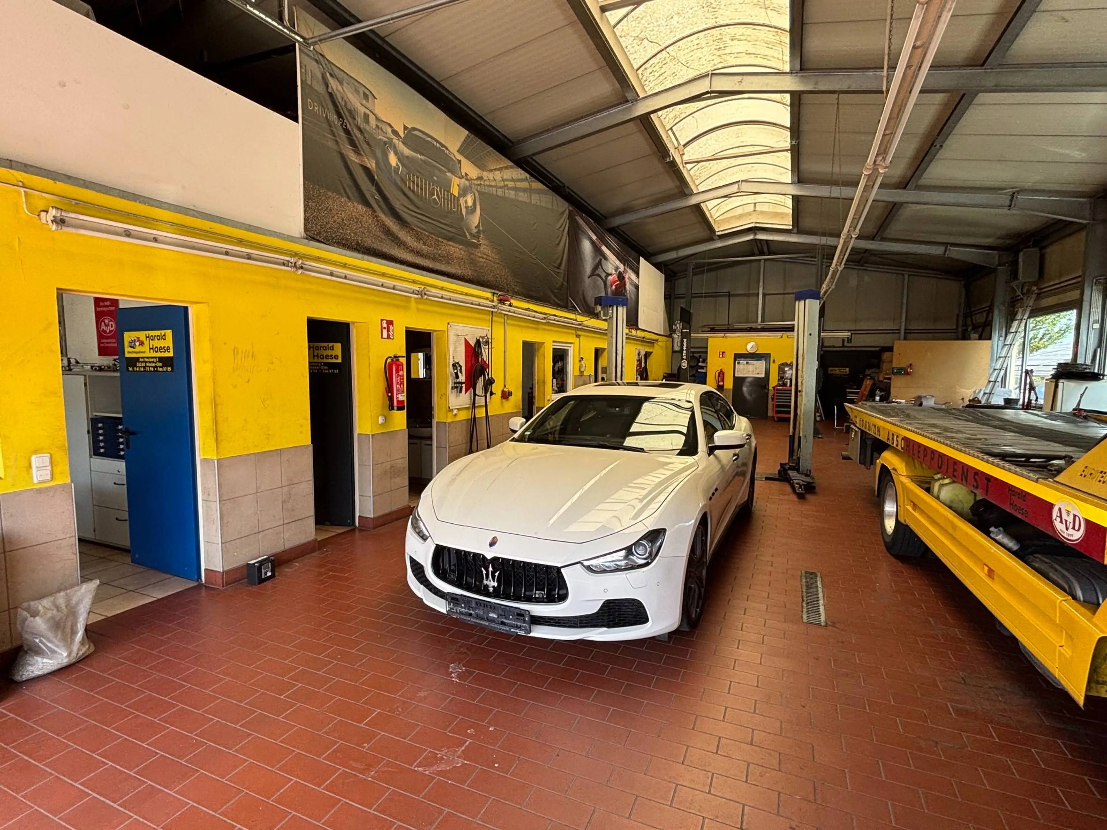 Maserati Ghibli S Q4 /3,0V6 Navi/Klappenausp./Leder/Permuttweiß — photo 5