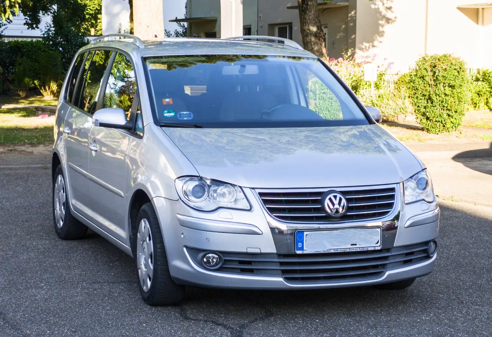 Volkswagen Touran Touran 2.0 TDI DSG Highline Argintiu - 1