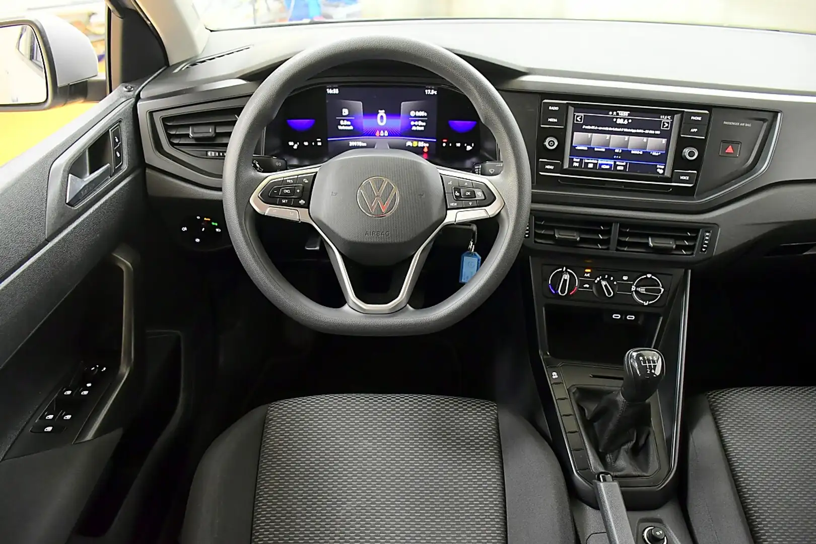 Volkswagen Polo 1,0 TSI Silber - 2