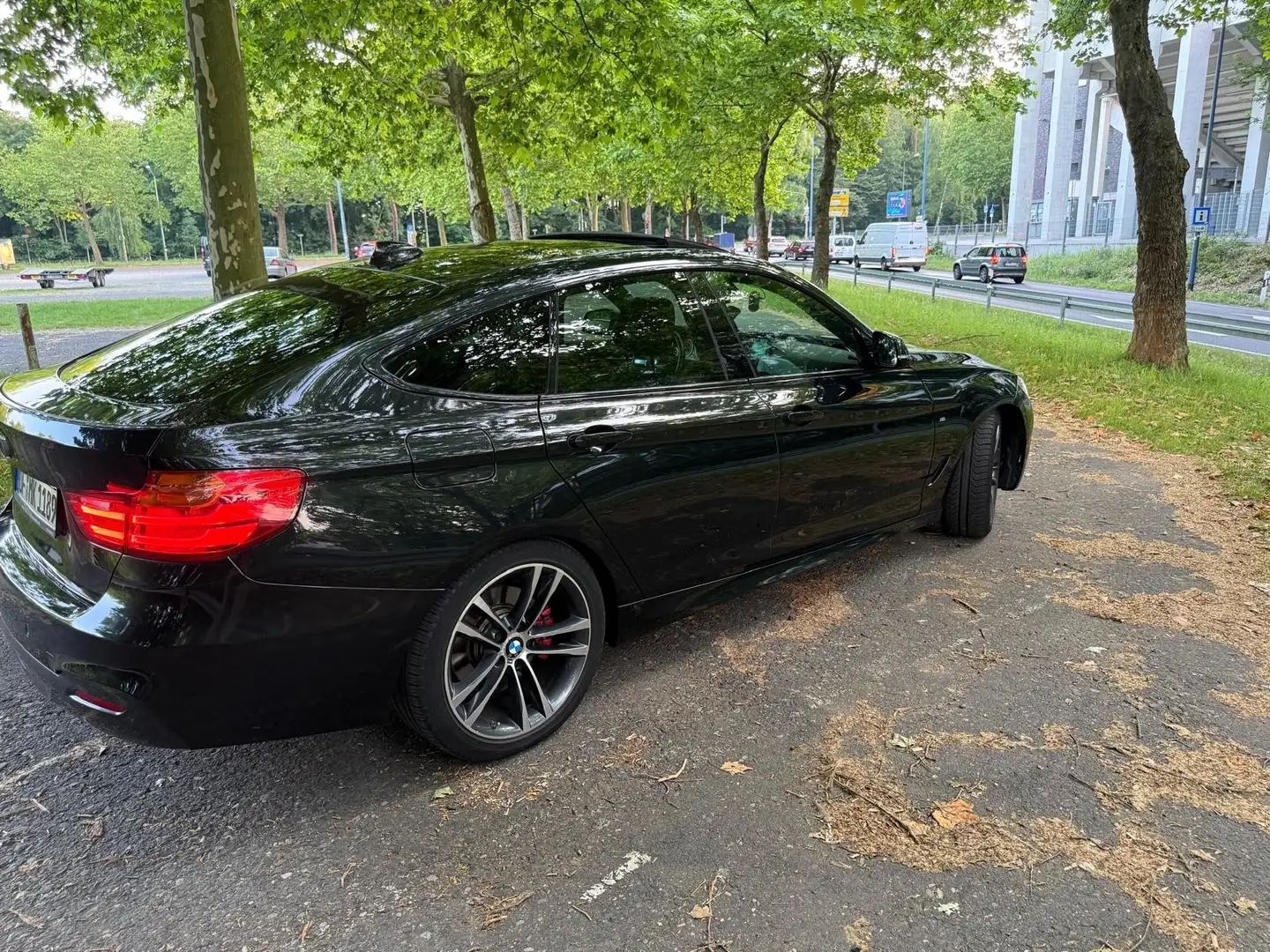 BMW 330 330d  GT Aut. Blue Performance Sport Line - 2