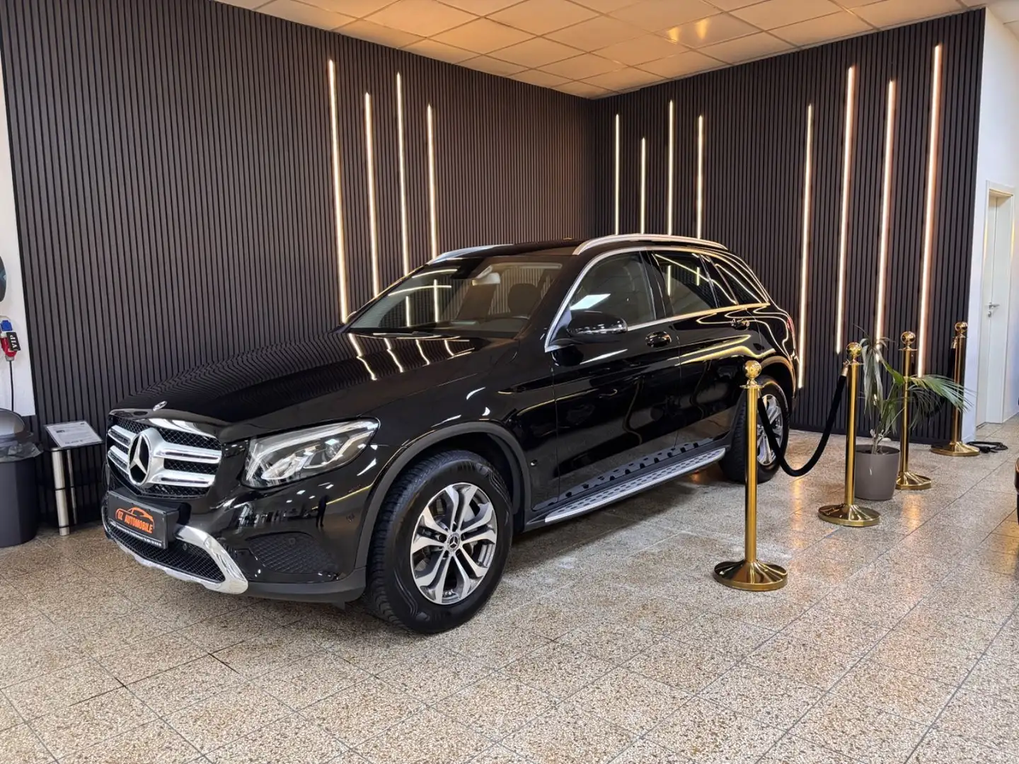 Mercedes-Benz GLC 220 GLC -Klasse GLC 220 d 4Matic Schwarz - 1